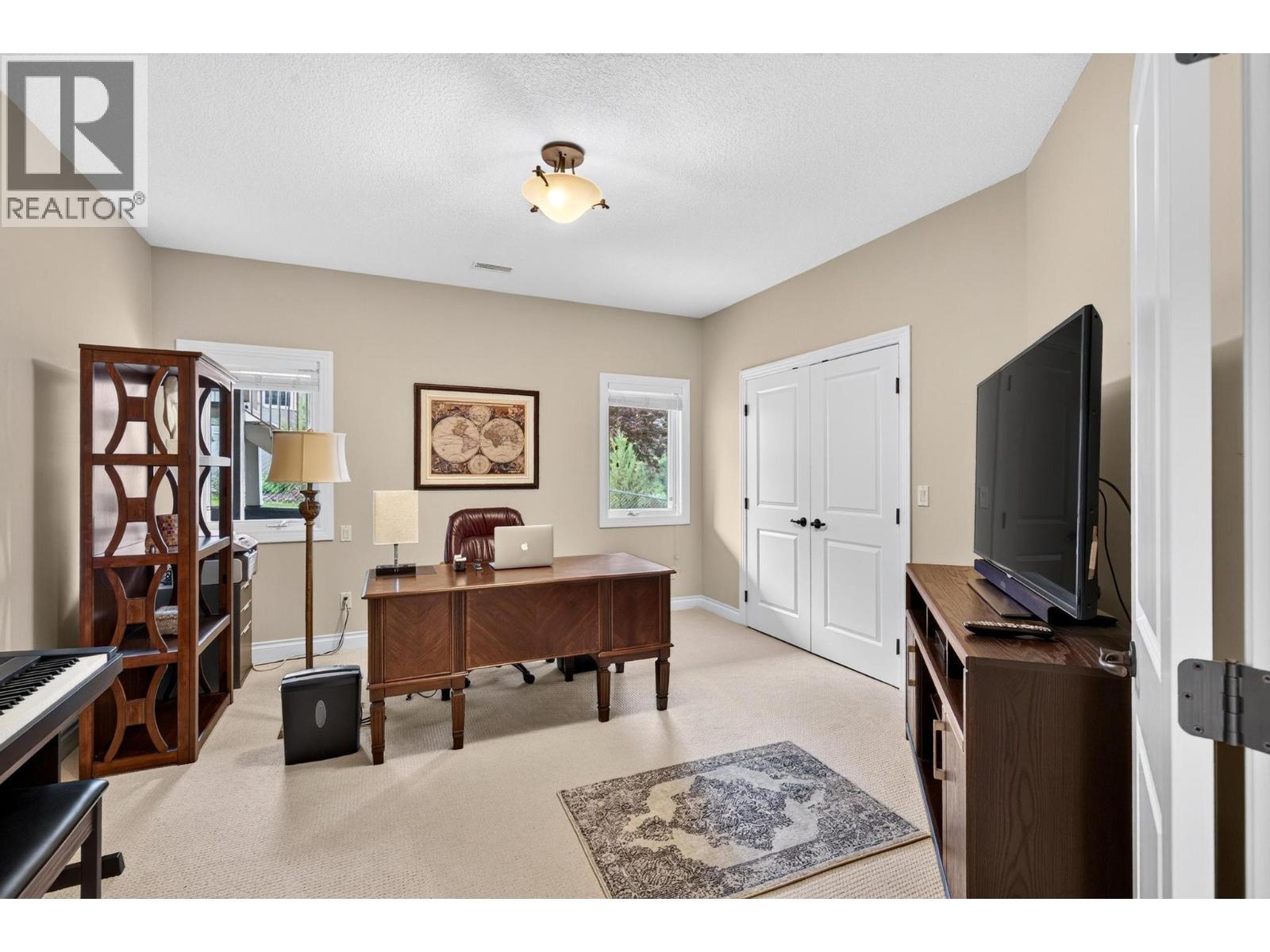 5386 Tanager Court Property Photo 45