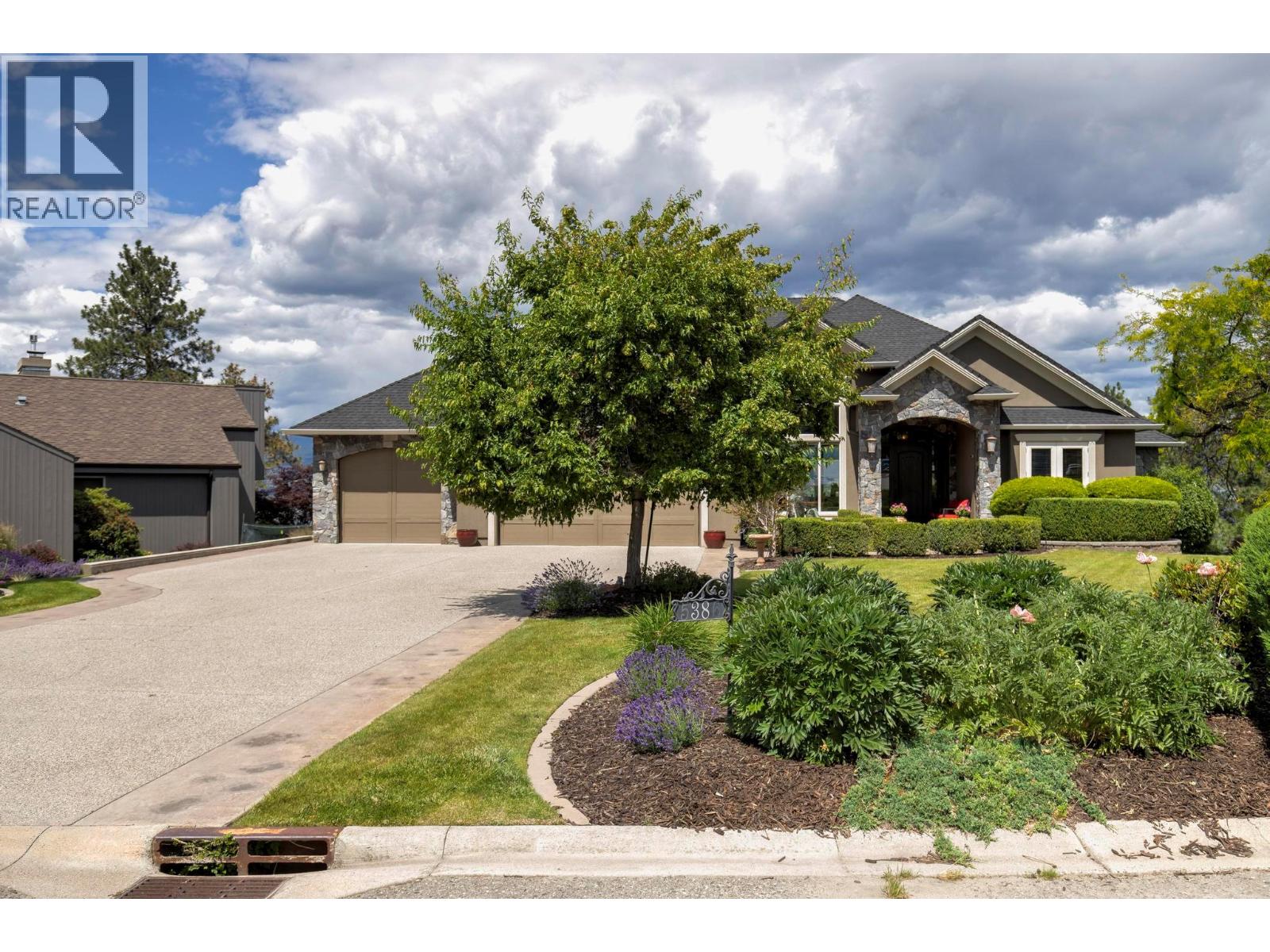 5386 Tanager Court Property Photo 58