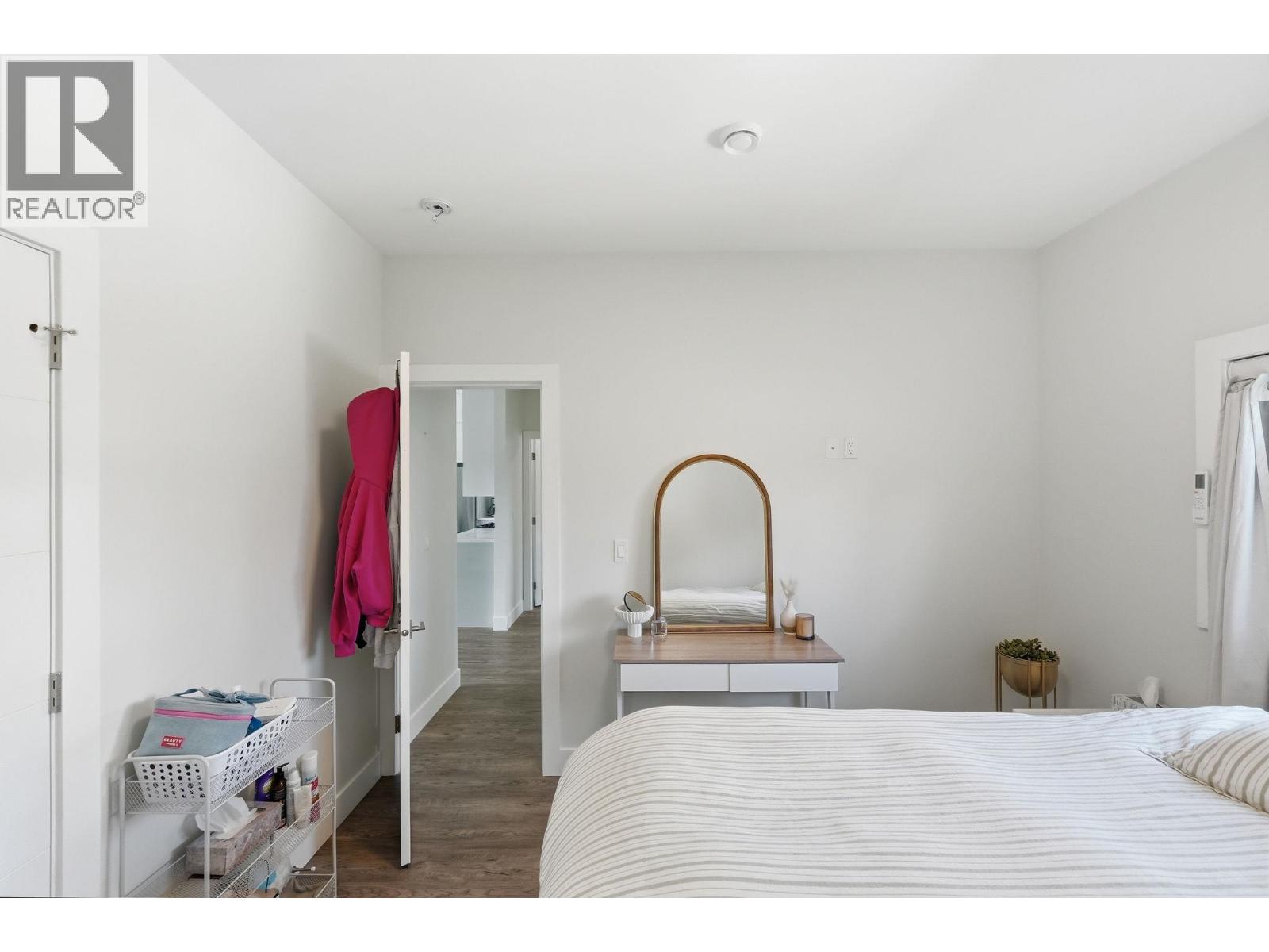1030 Timmins Street Property Photo 15