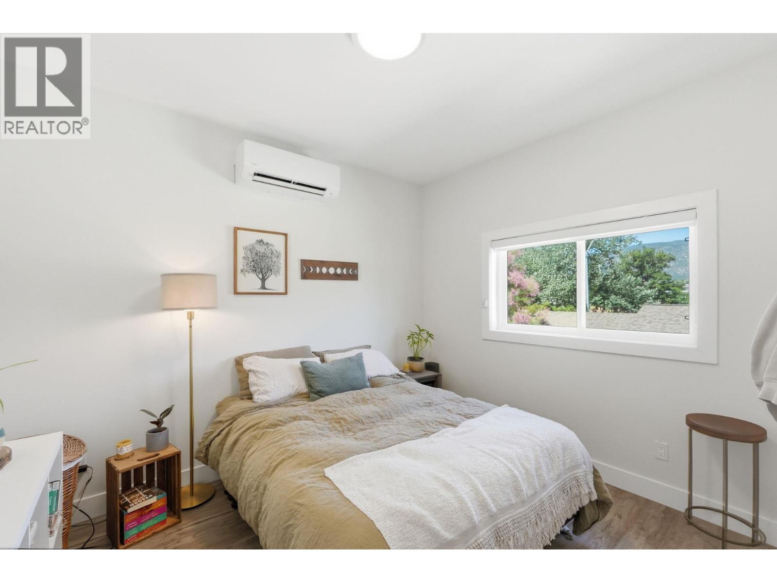 1030 Timmins Street Property Photo 16