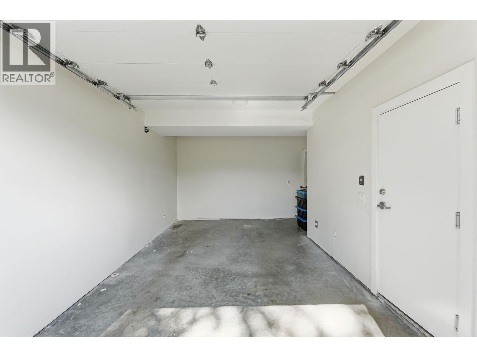 1030 Timmins Street Property Photo 20