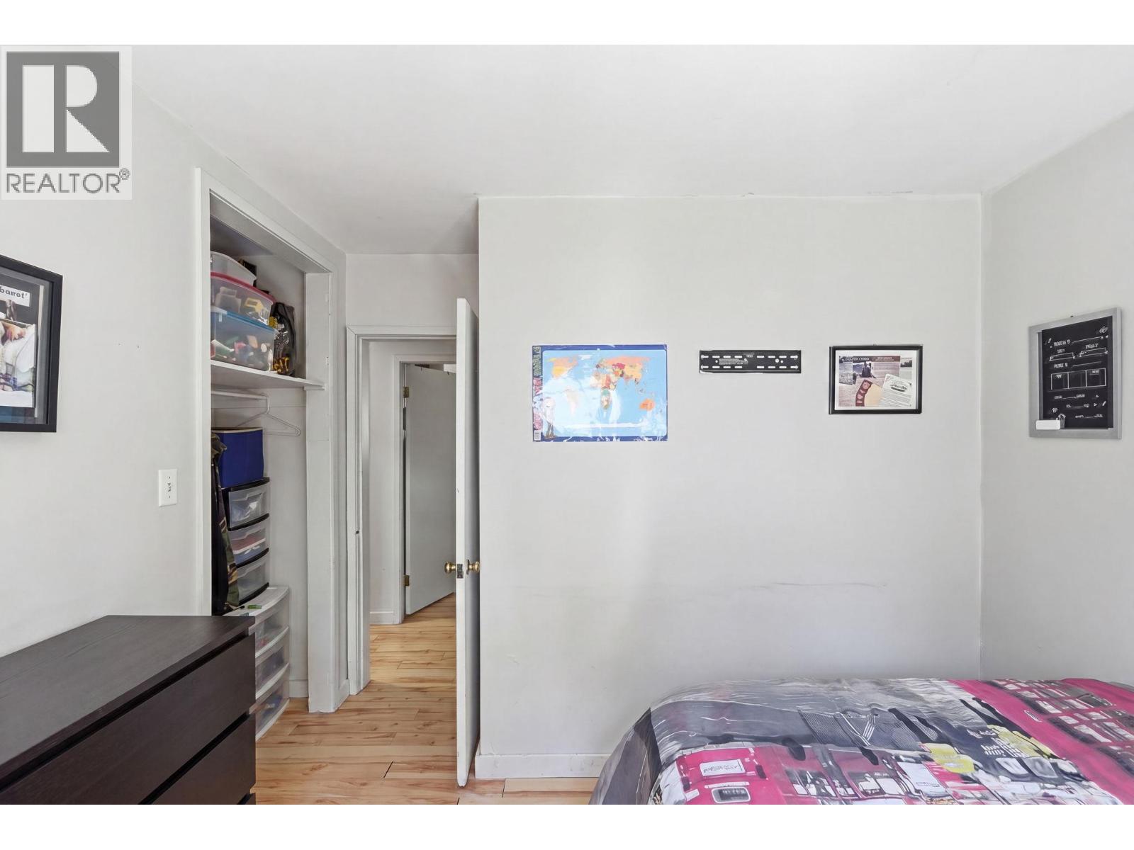 1030 Timmins Street Property Photo 30