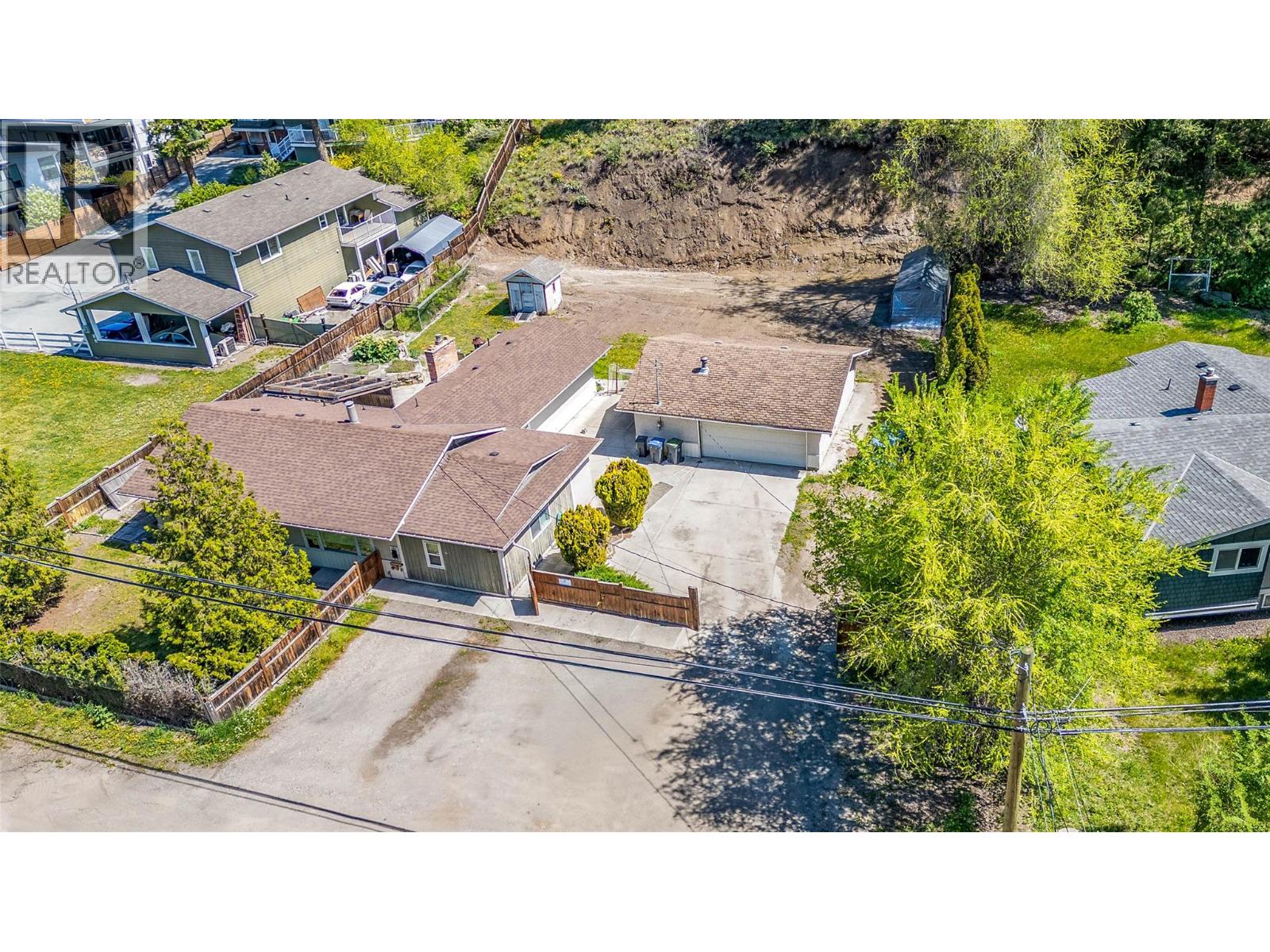 365 Clifton Road Property Photo 40
