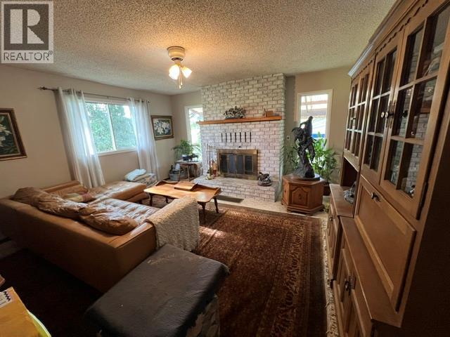 2782 20th Street Property Photo 2