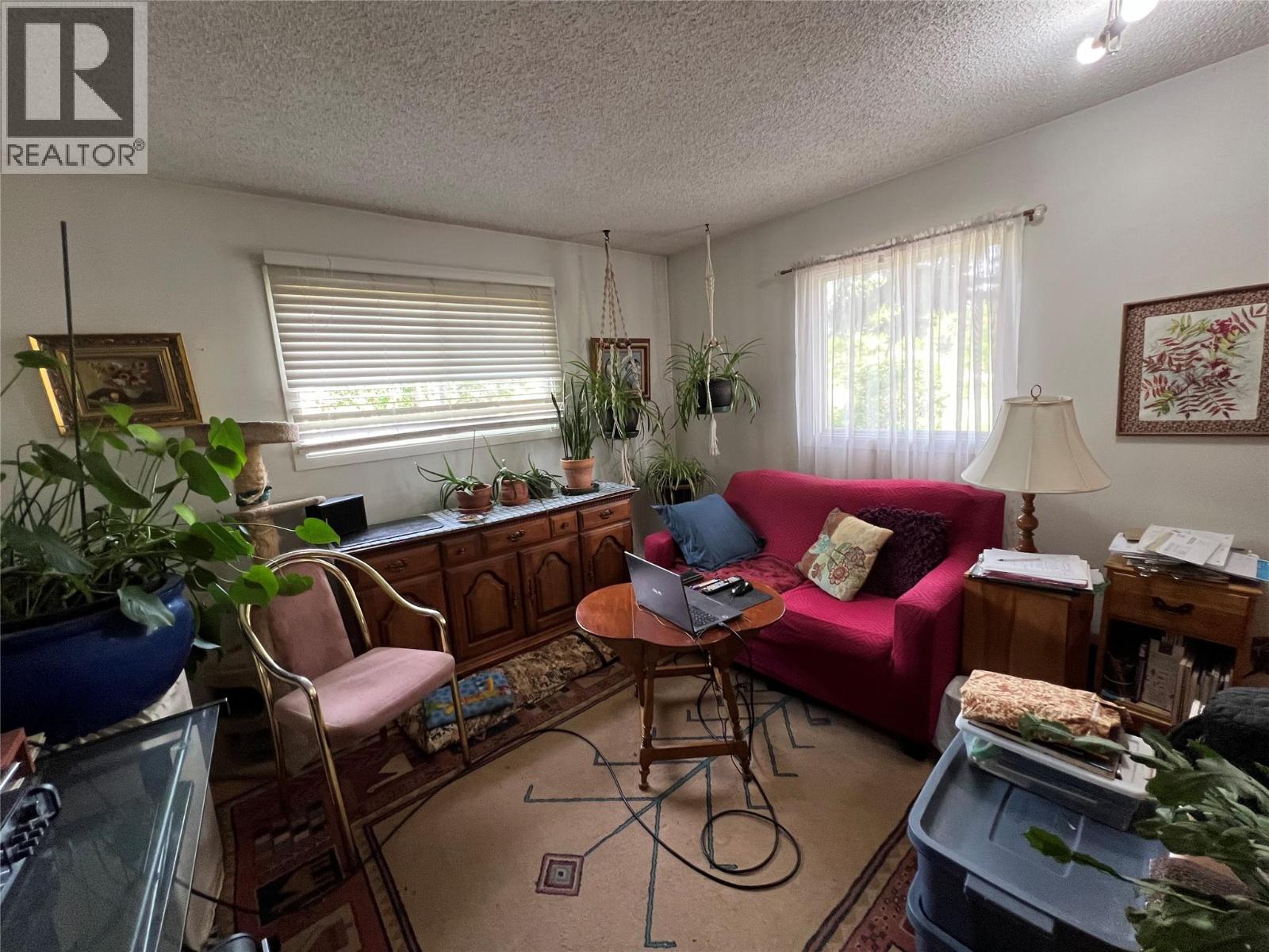 2782 20th Street Property Photo 4