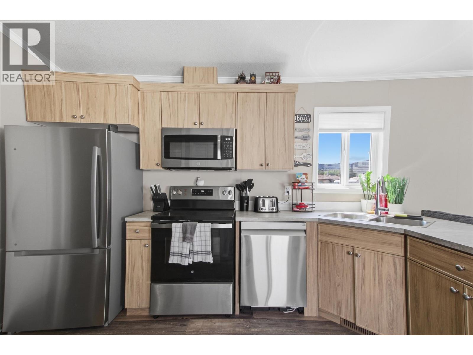 771 Athabasca Street E Unit# 50 Property Photo 14