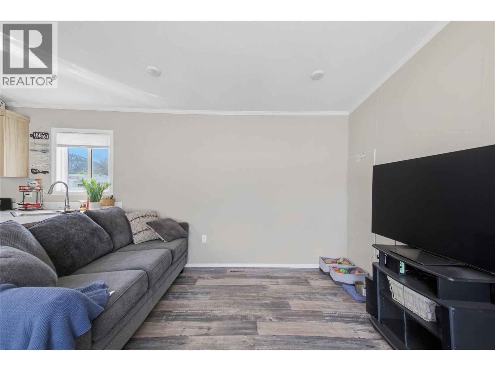 771 Athabasca Street E Unit# 50 Property Photo 17