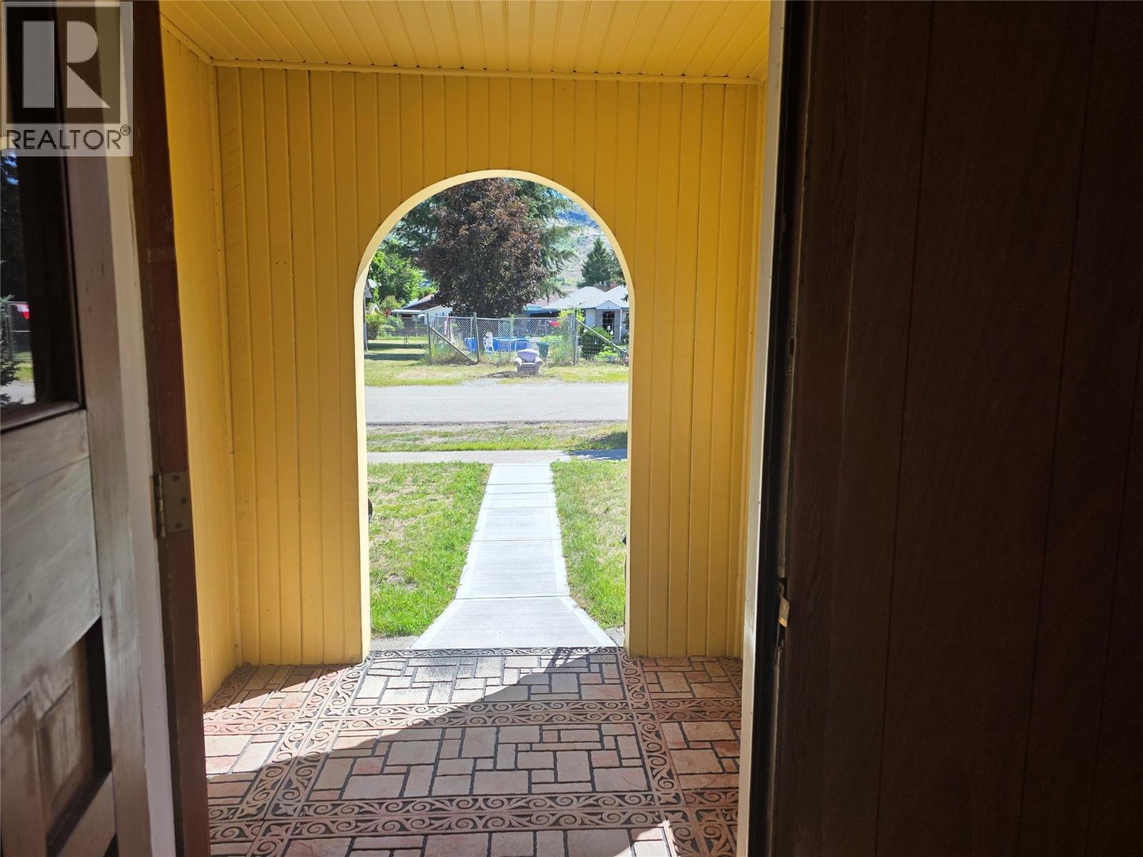 7277 8th Street Property Photo 14
