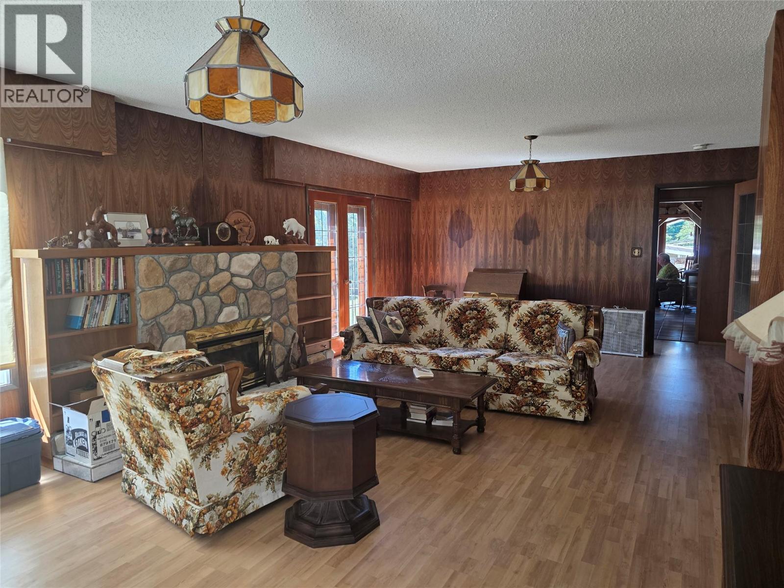 7277 8th Street Property Photo 19
