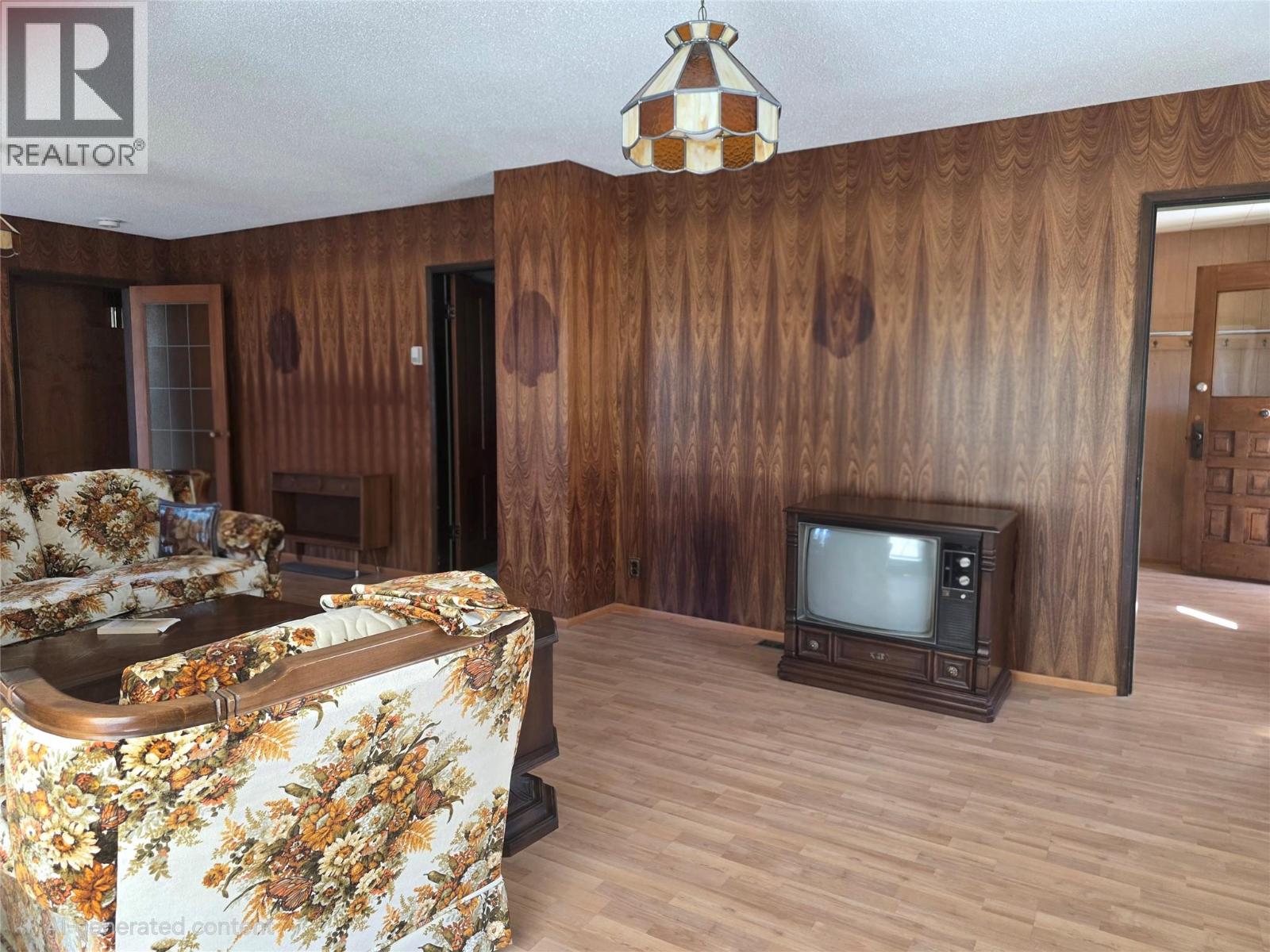 7277 8th Street Property Photo 20
