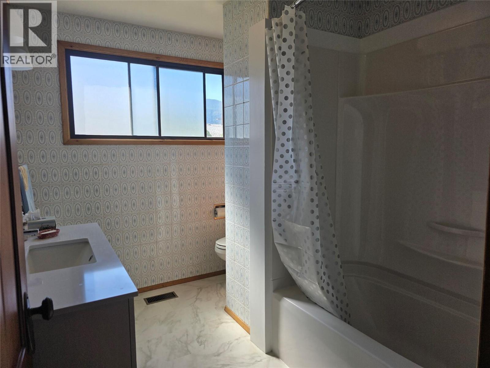 7277 8th Street Property Photo 23