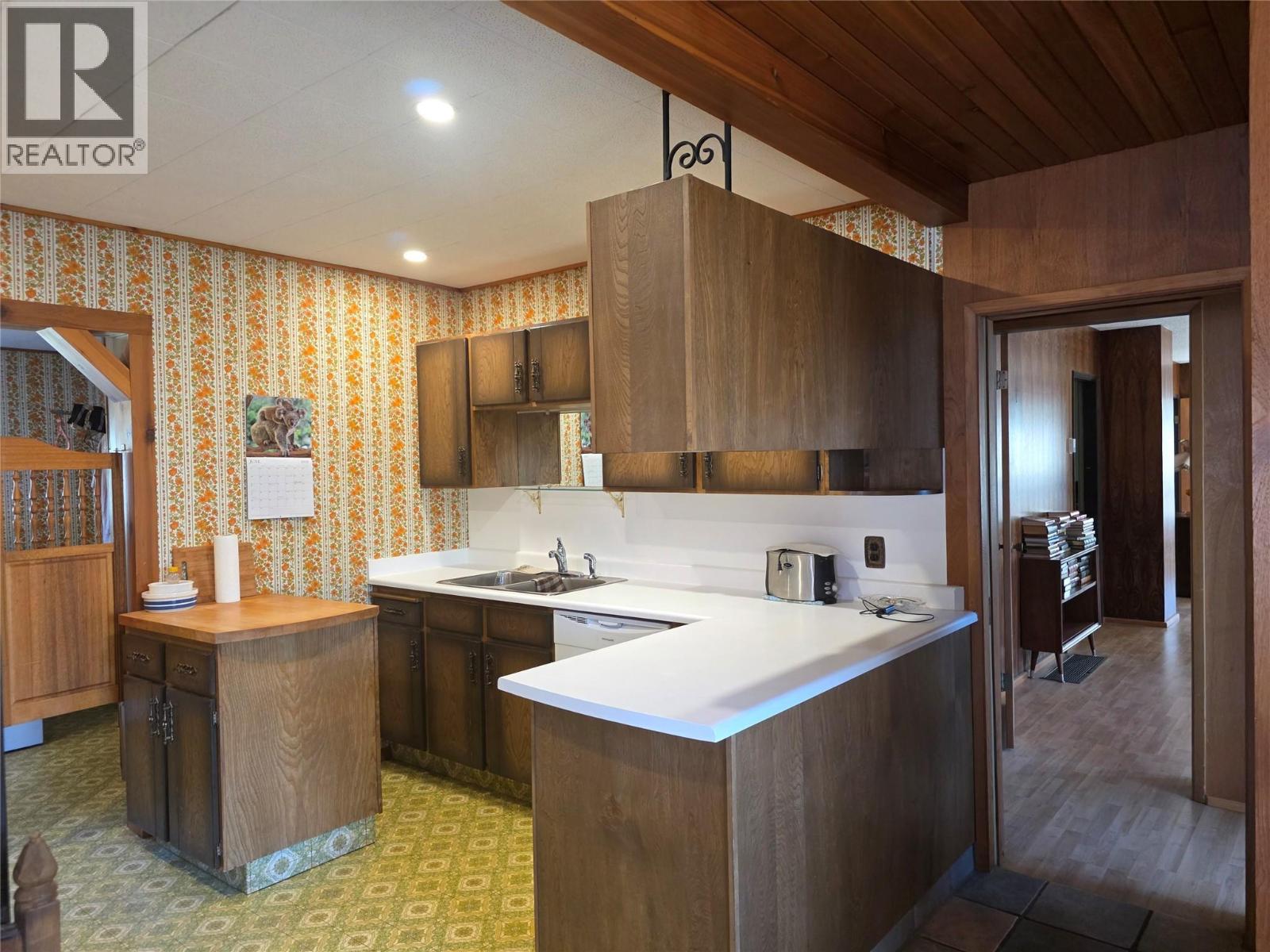 7277 8th Street Property Photo 27