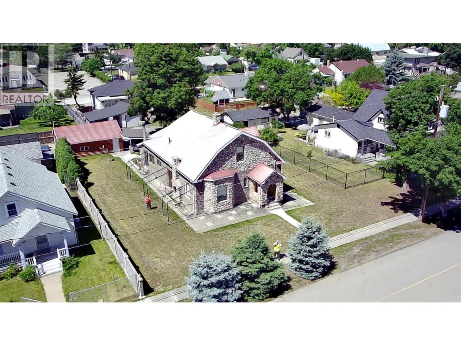 7277 8th Street Property Photo 40