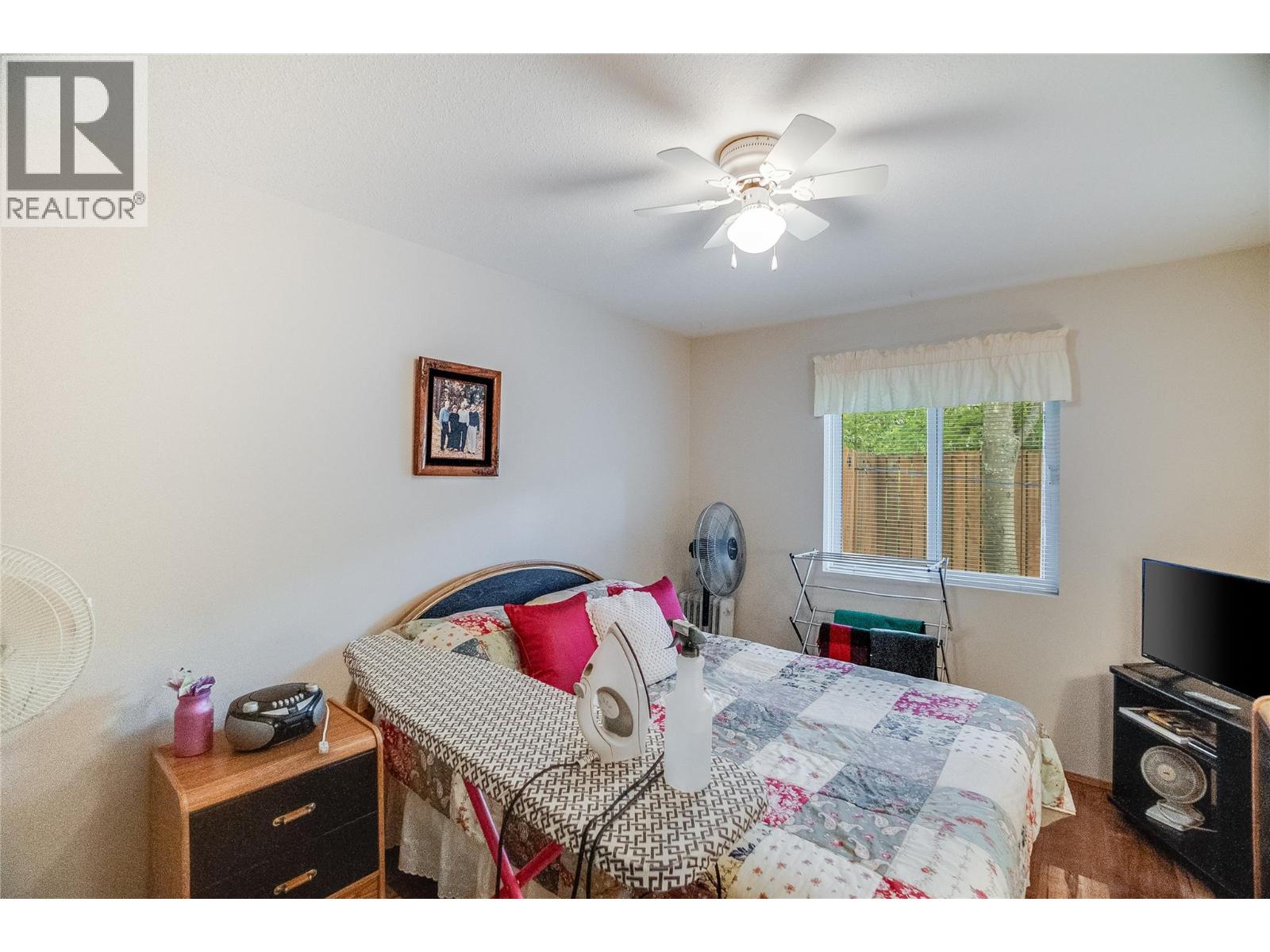 663 Columbia Avenue Property Photo 38