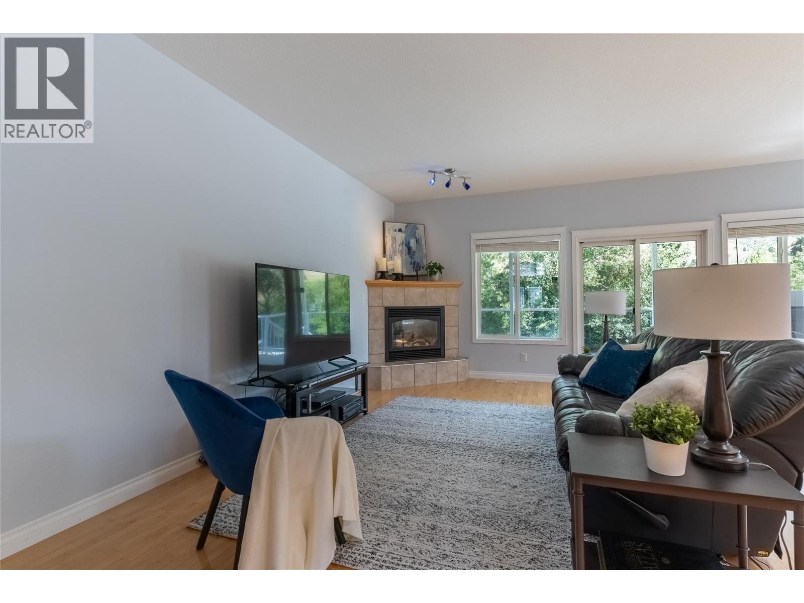 3727 Overlander Drive Property Photo 12