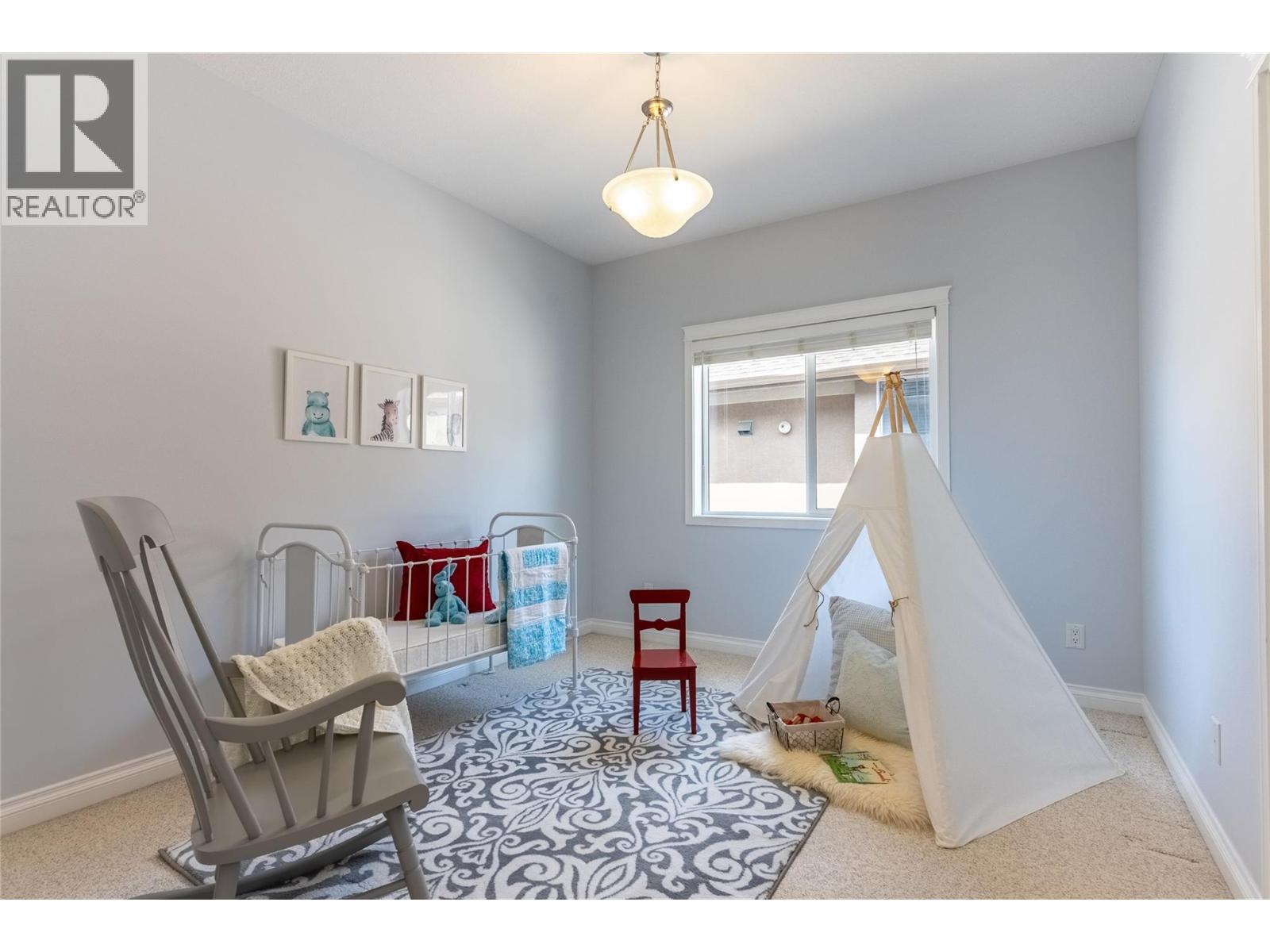 3727 Overlander Drive Property Photo 19