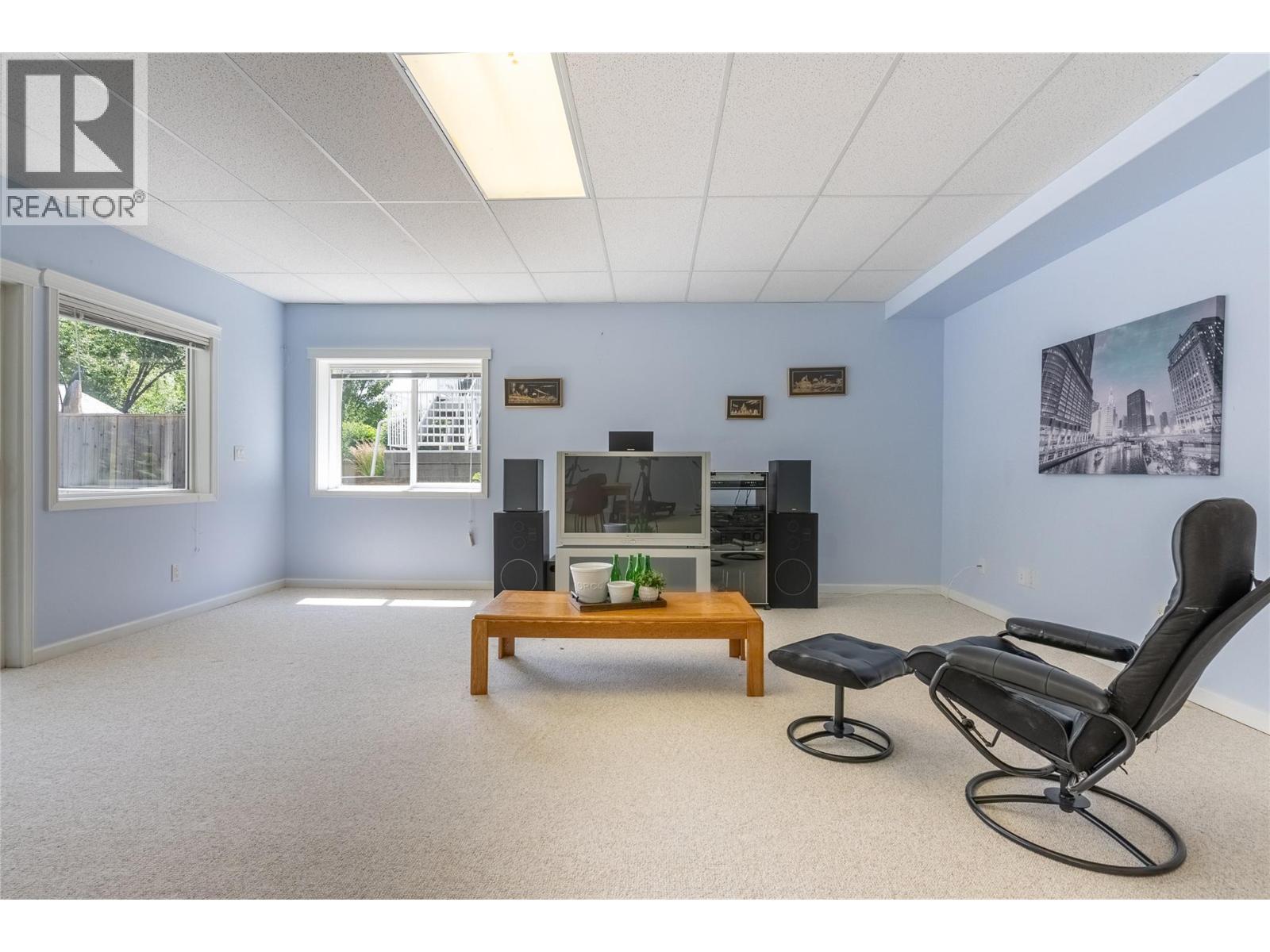 3727 Overlander Drive Property Photo 30