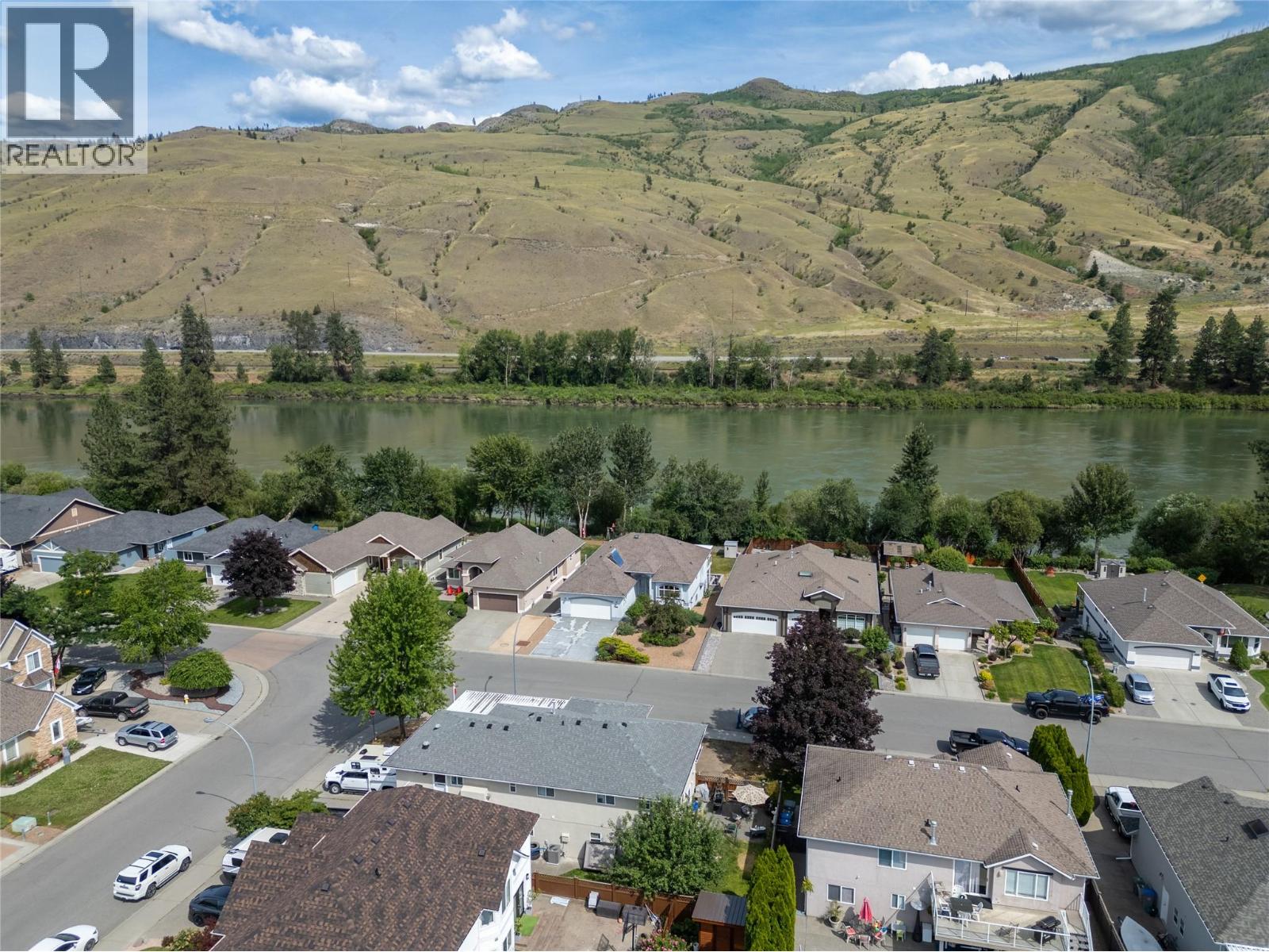 3727 Overlander Drive Property Photo 39