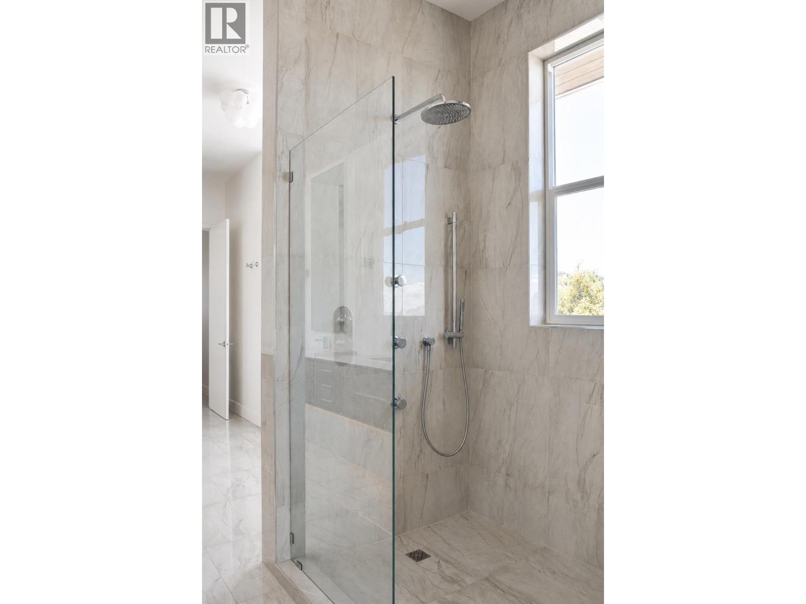 319 Carmel Crescent Property Photo 38