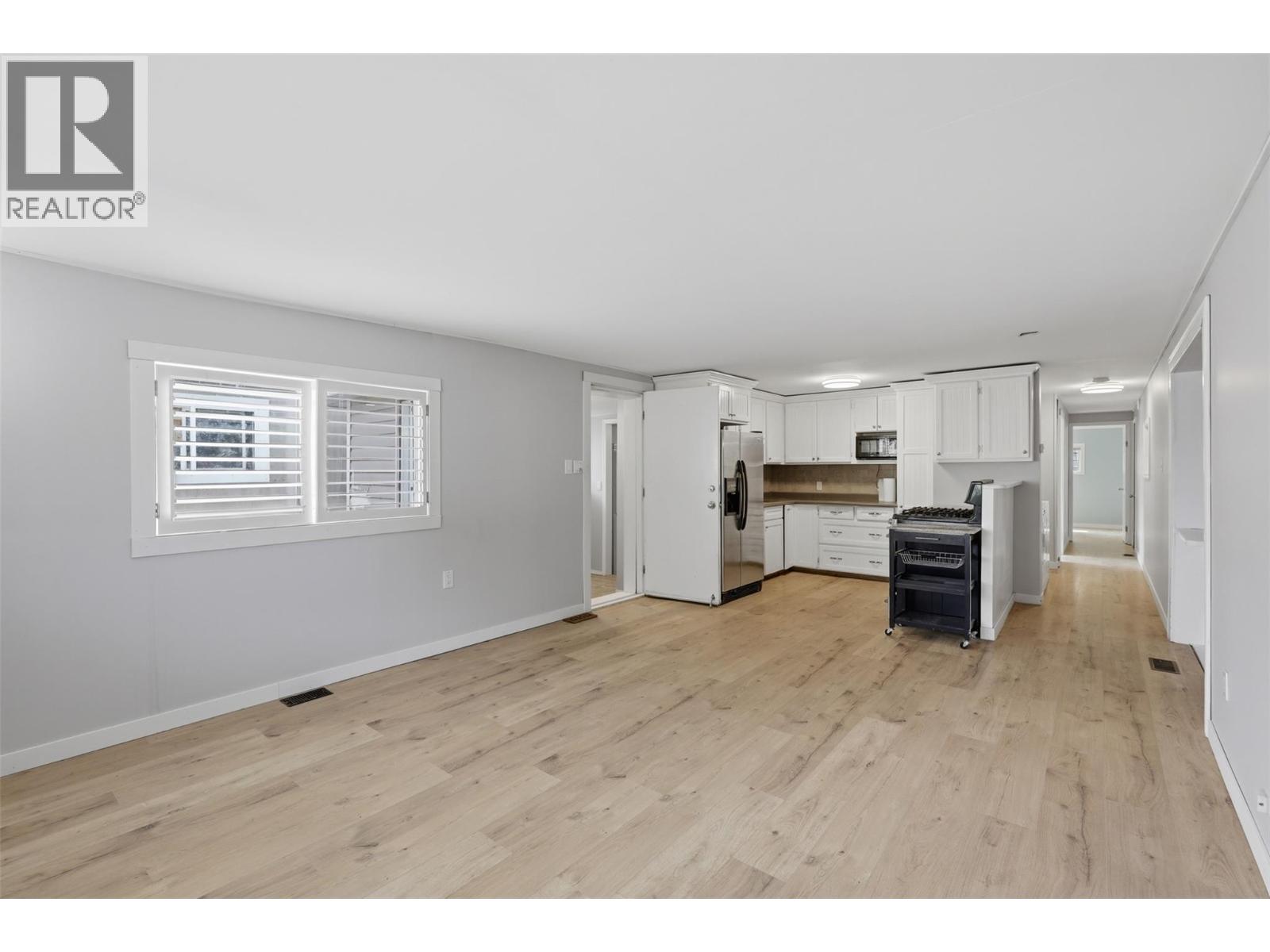 4796 Trans Canada Highway Unit# 5 Property Photo 6