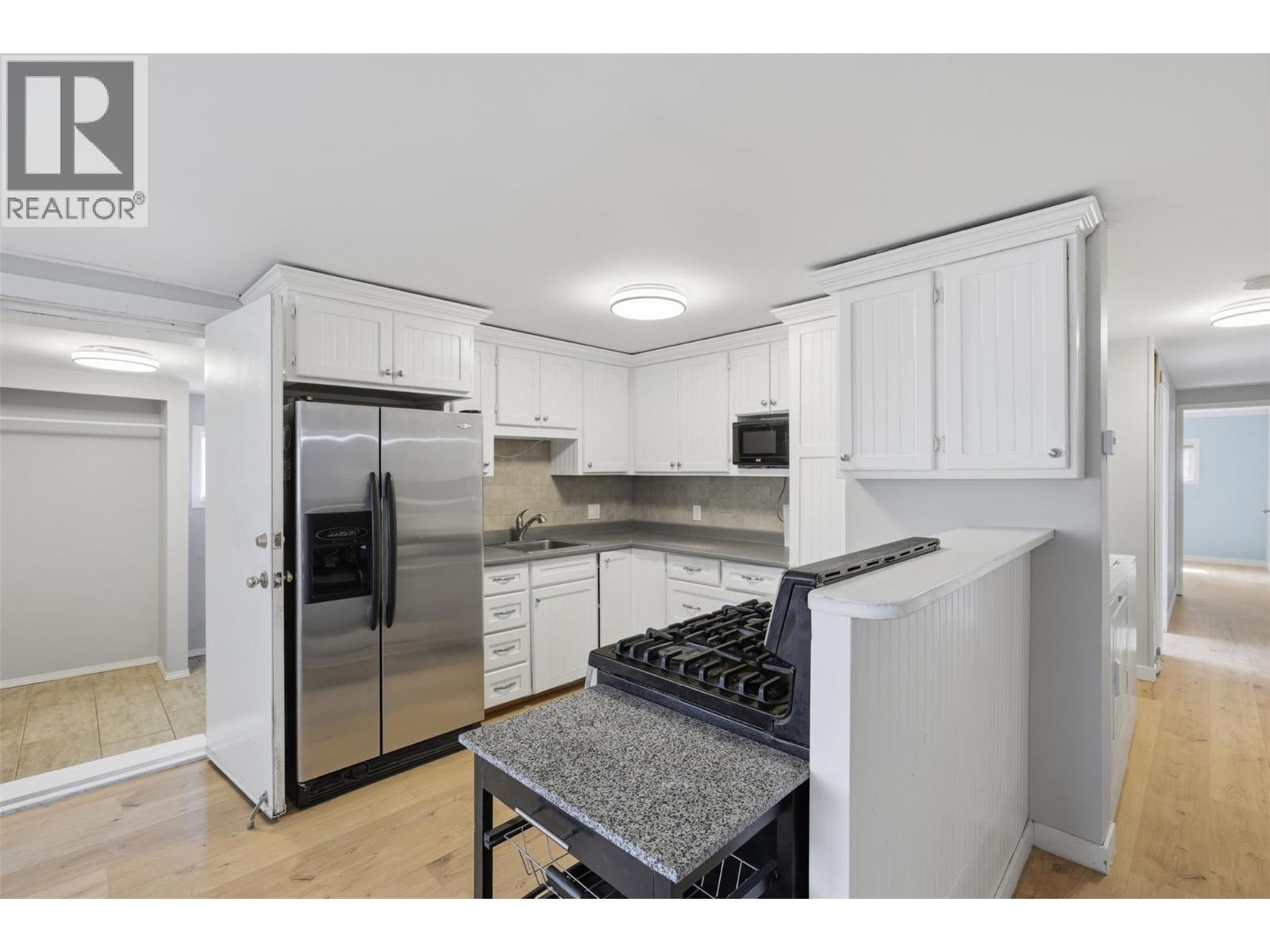 4796 Trans Canada Highway Unit# 5 Property Photo 8
