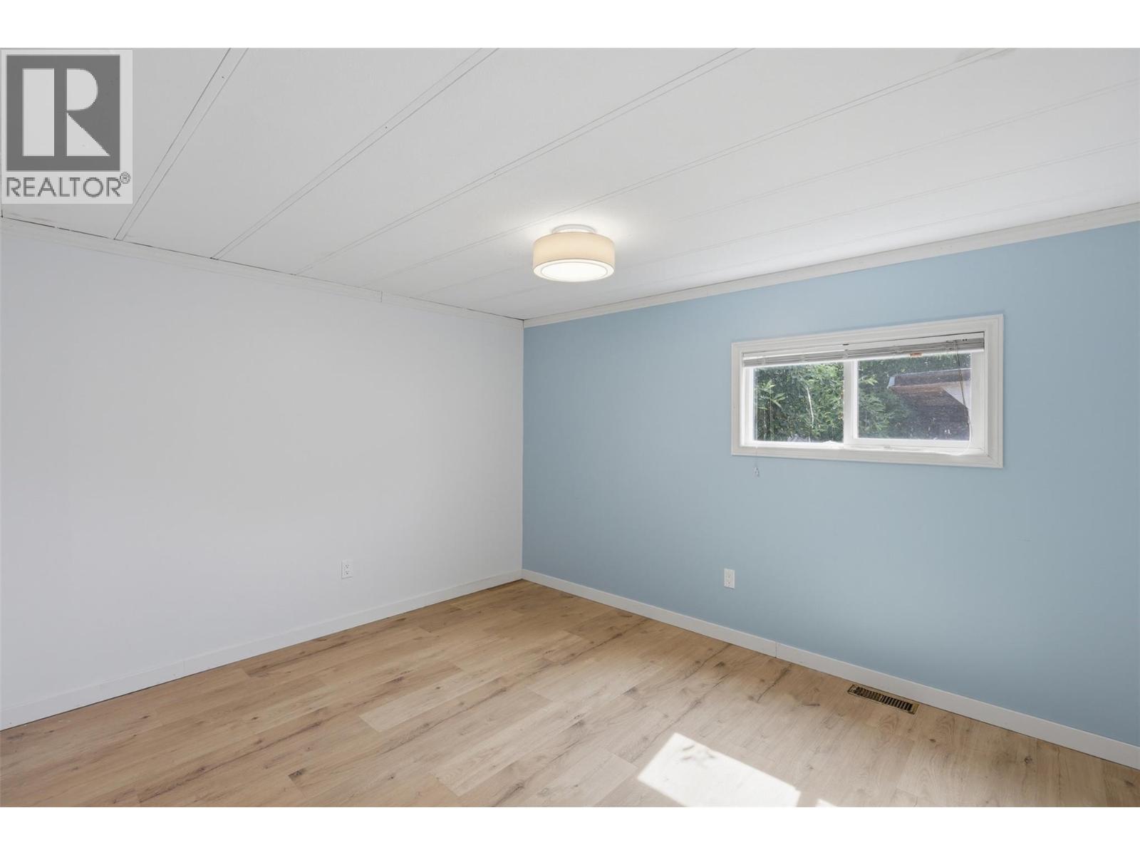 4796 Trans Canada Highway Unit# 5 Property Photo 17