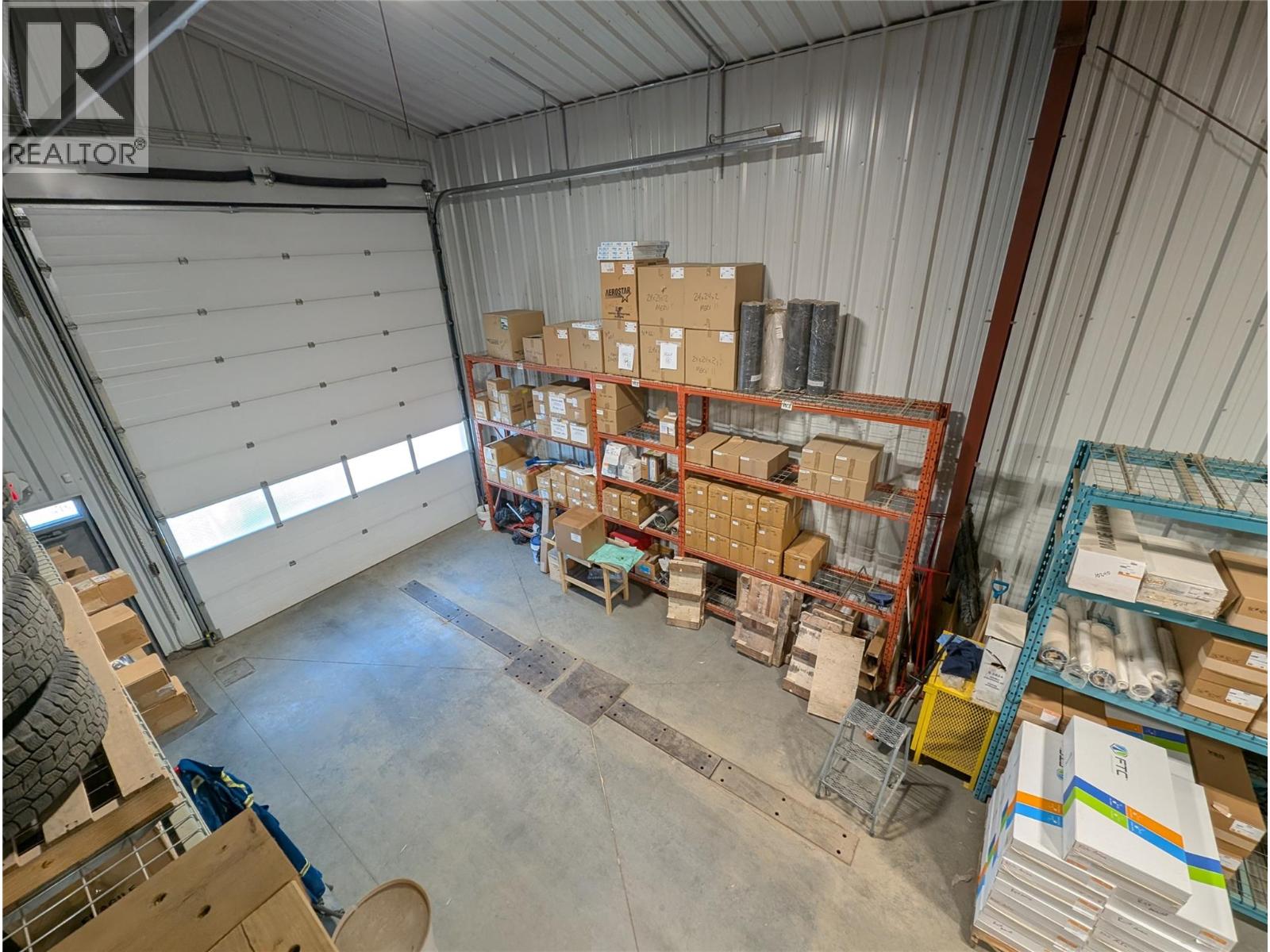 700 115 Avenue Property Photo 13