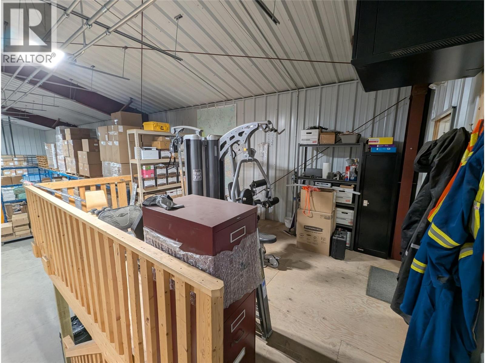 700 115 Avenue Property Photo 14
