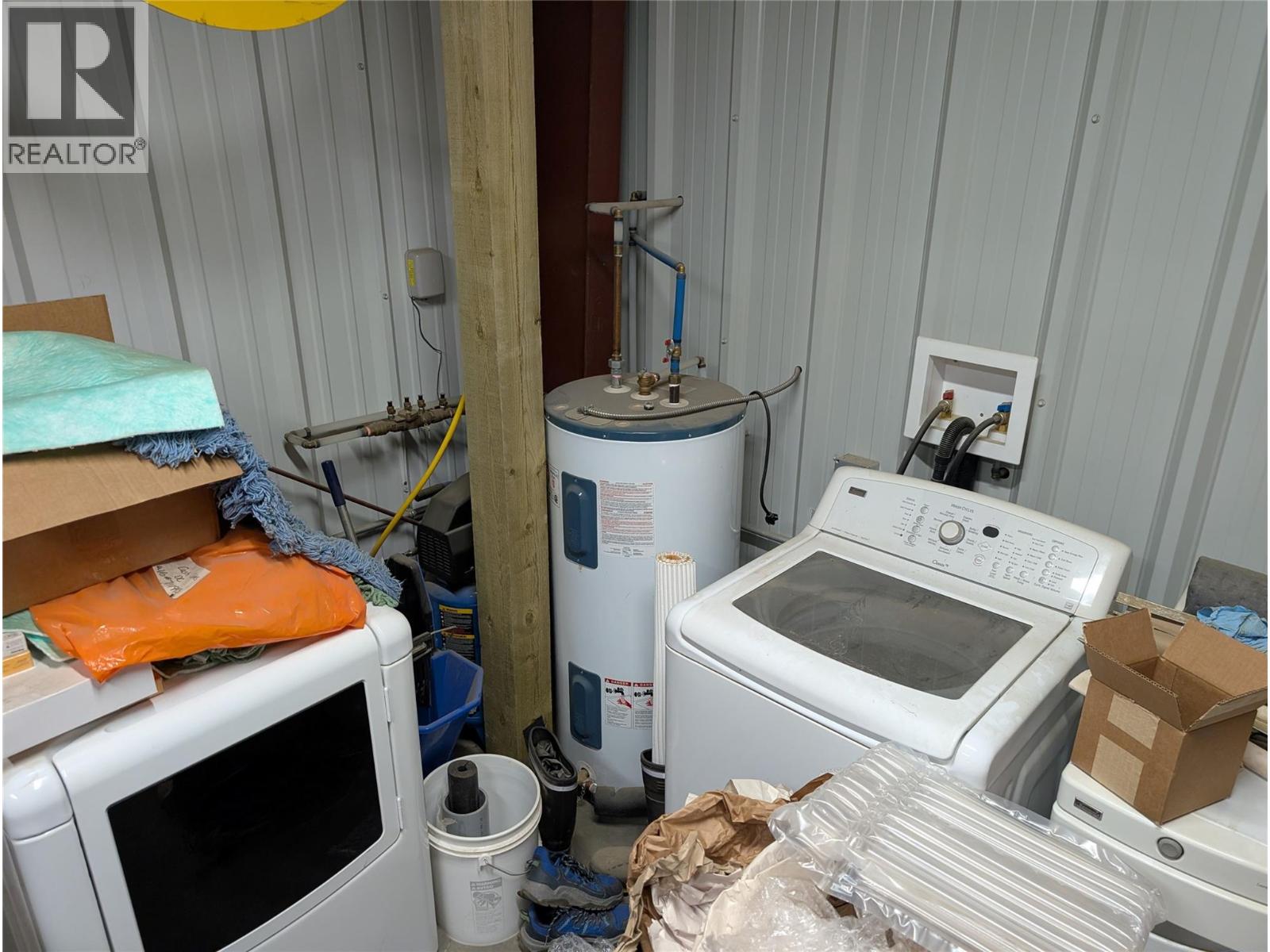 700 115 Avenue Property Photo 15
