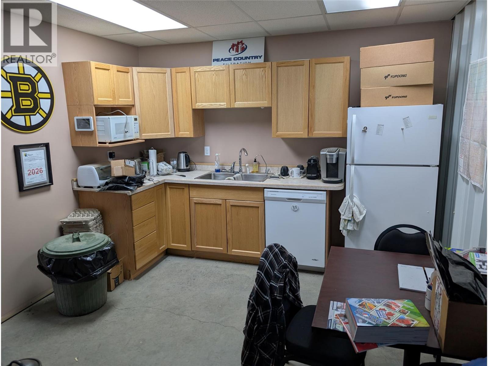 700 115 Avenue Property Photo 17