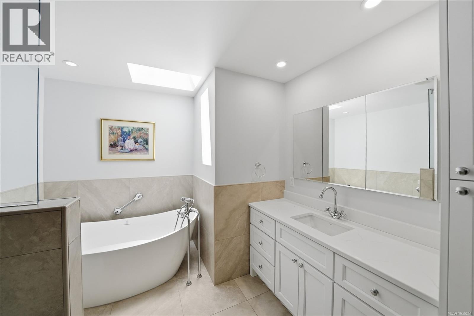 12 2655 Andover Rd Property Photo 4