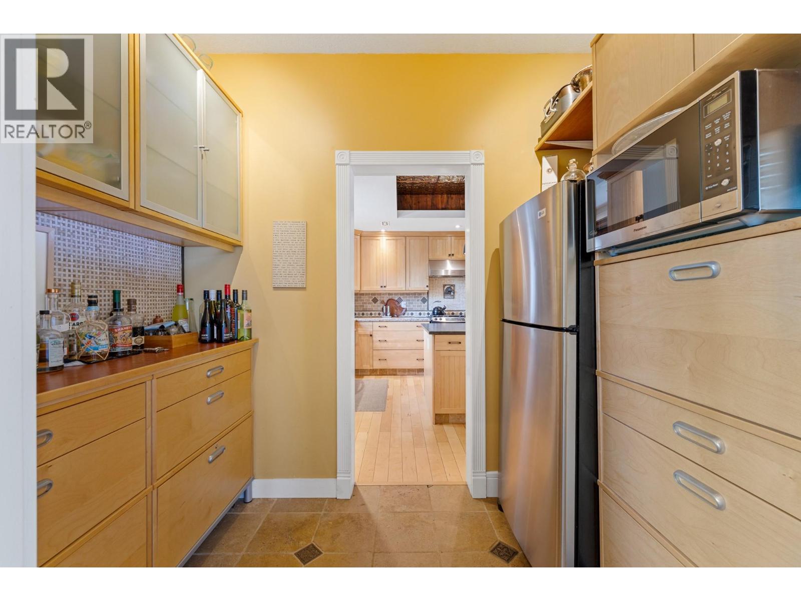 1052 Webster Road Property Photo 32