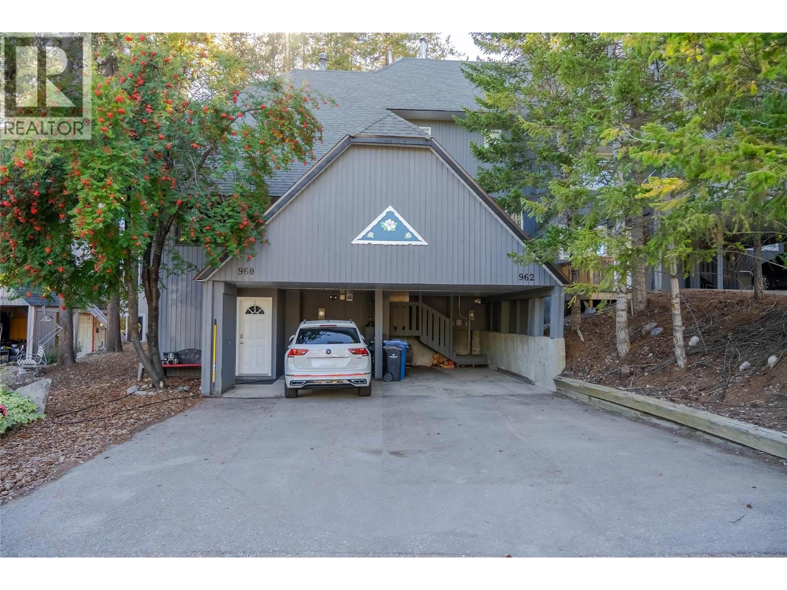 962 Dewdney Way Property Photo 1