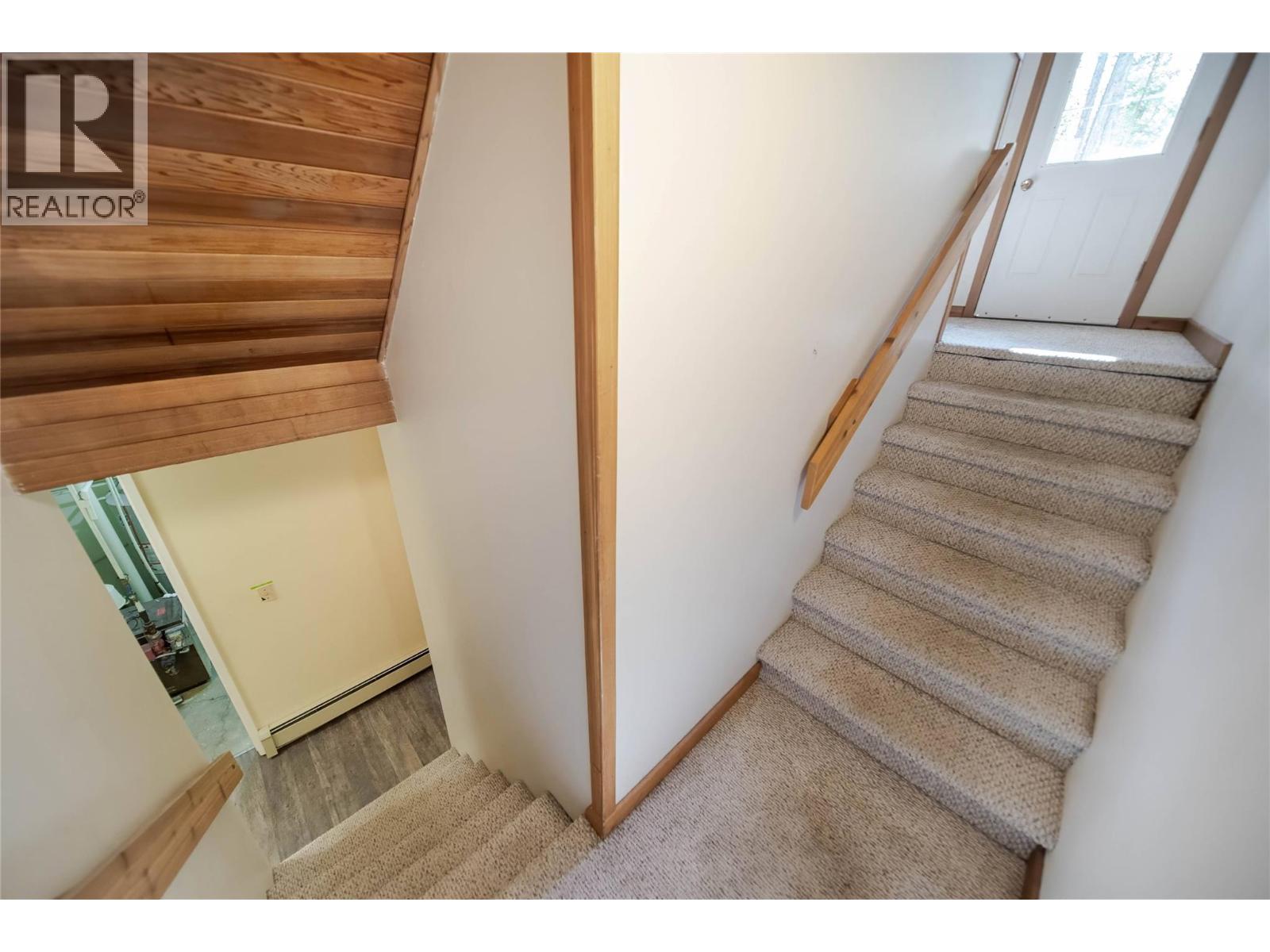 962 Dewdney Way Property Photo 3