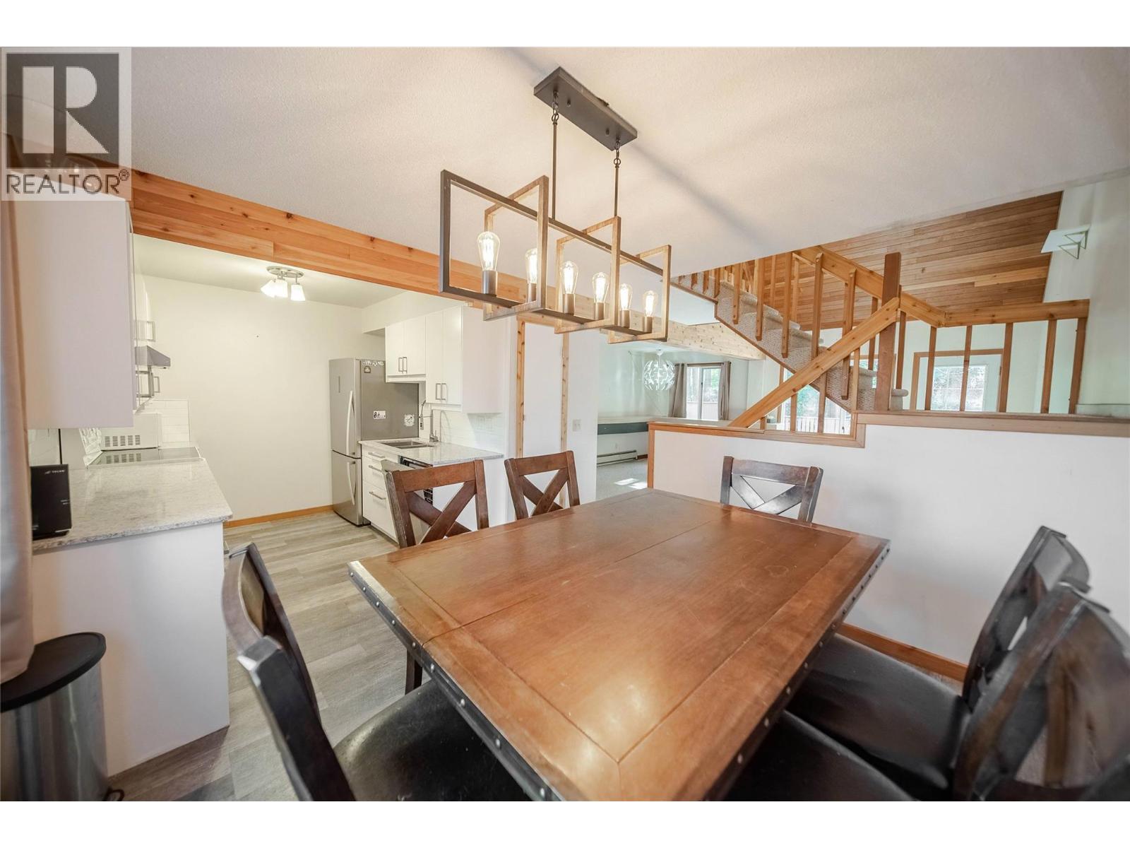 962 Dewdney Way Property Photo 4