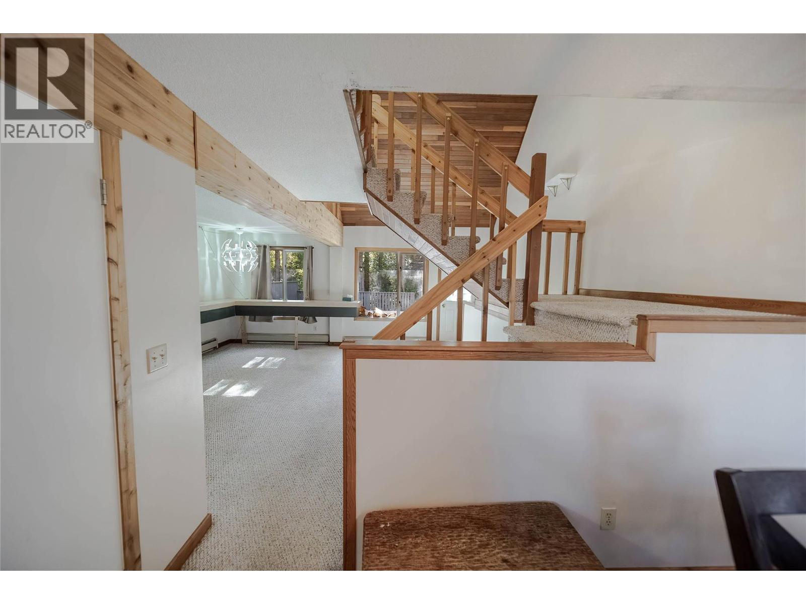 962 Dewdney Way Property Photo 10