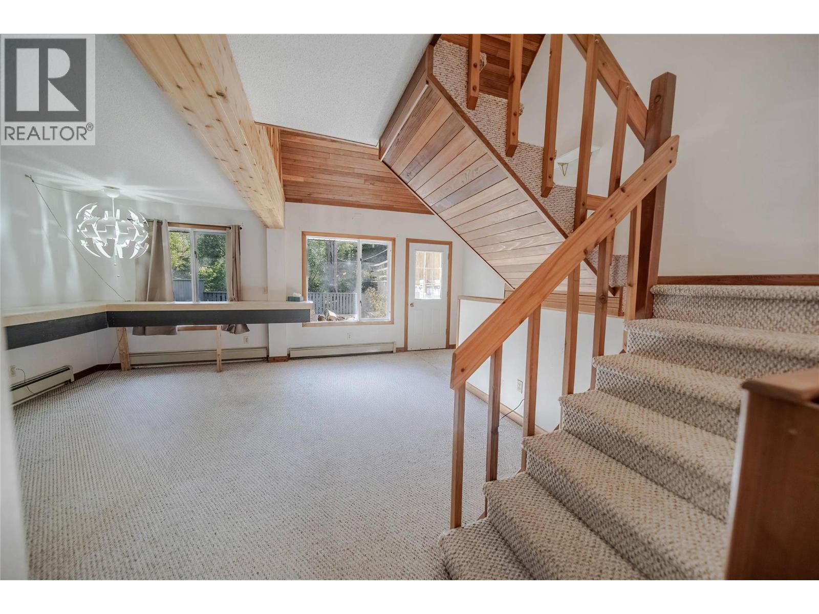 962 Dewdney Way Property Photo 11
