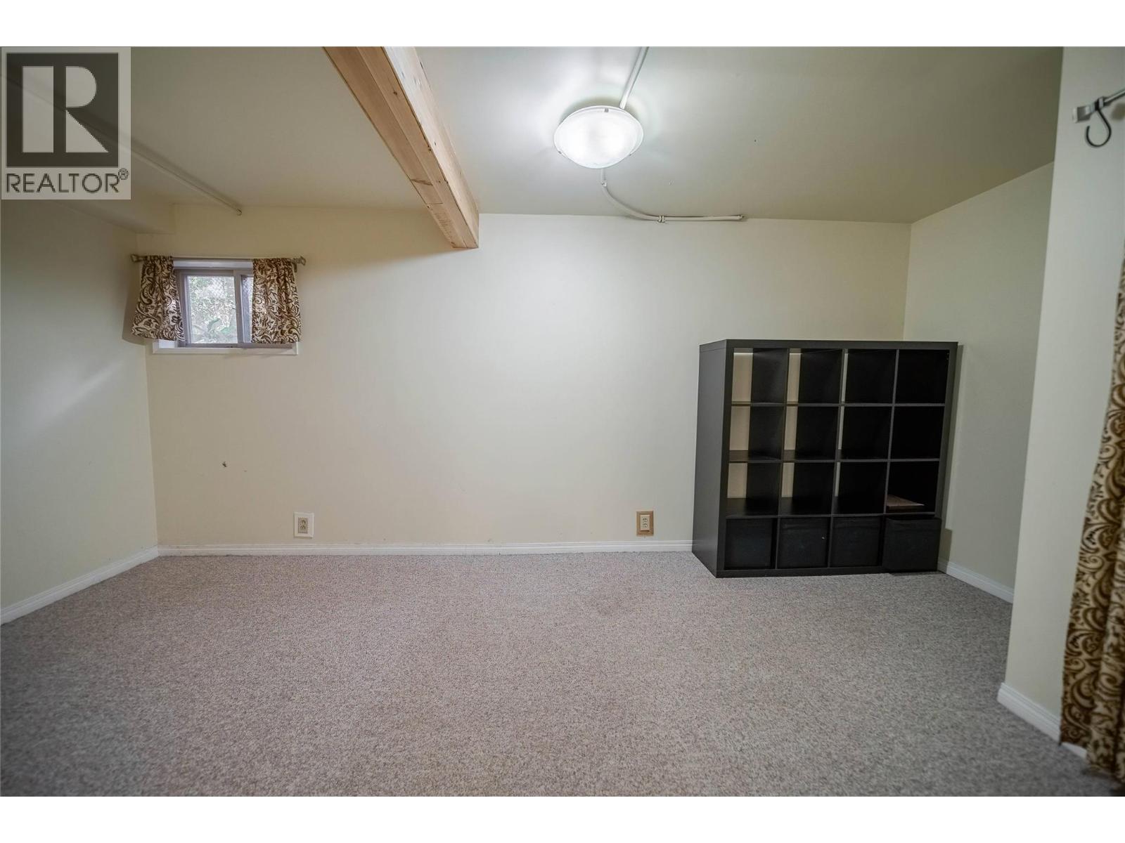 962 Dewdney Way Property Photo 33