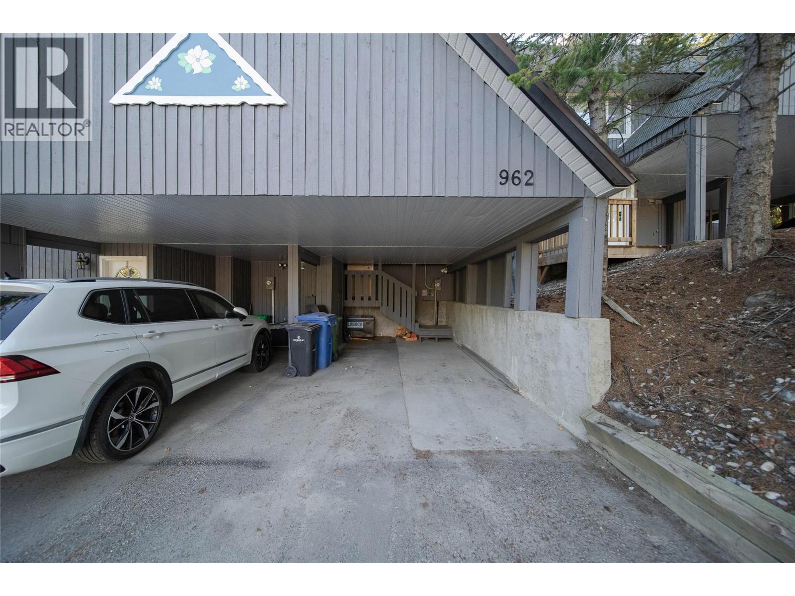 962 Dewdney Way Property Photo 49