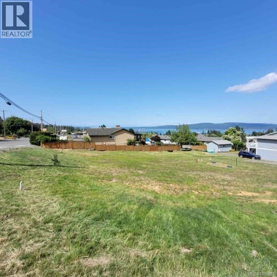 1605 Adelaide St Property Photo 5