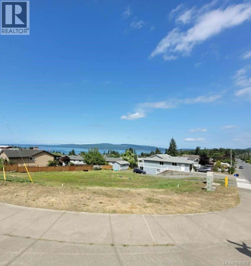 1605 Adelaide St Property Photo 8