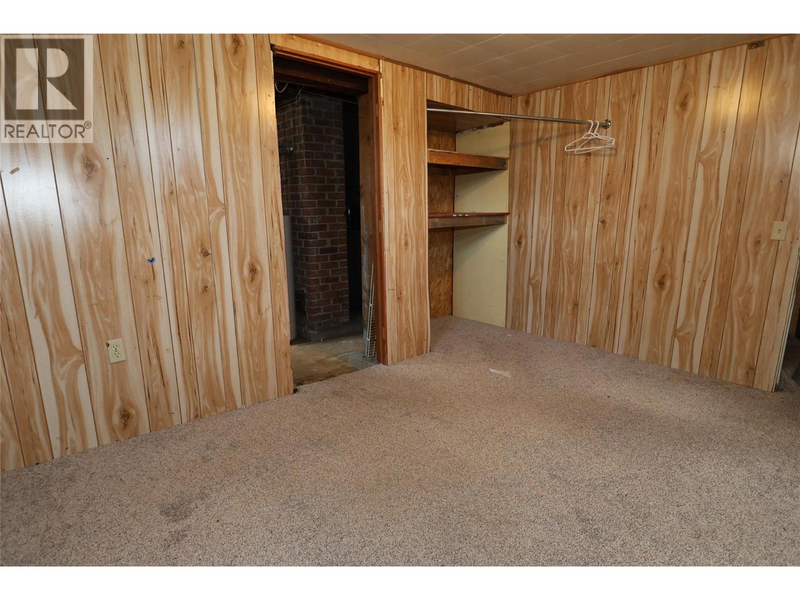 610 6 Avenue Property Photo 43
