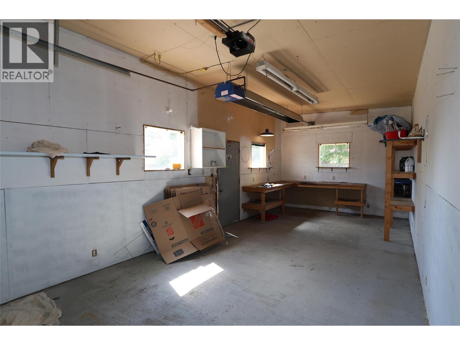 610 6 Avenue Property Photo 54