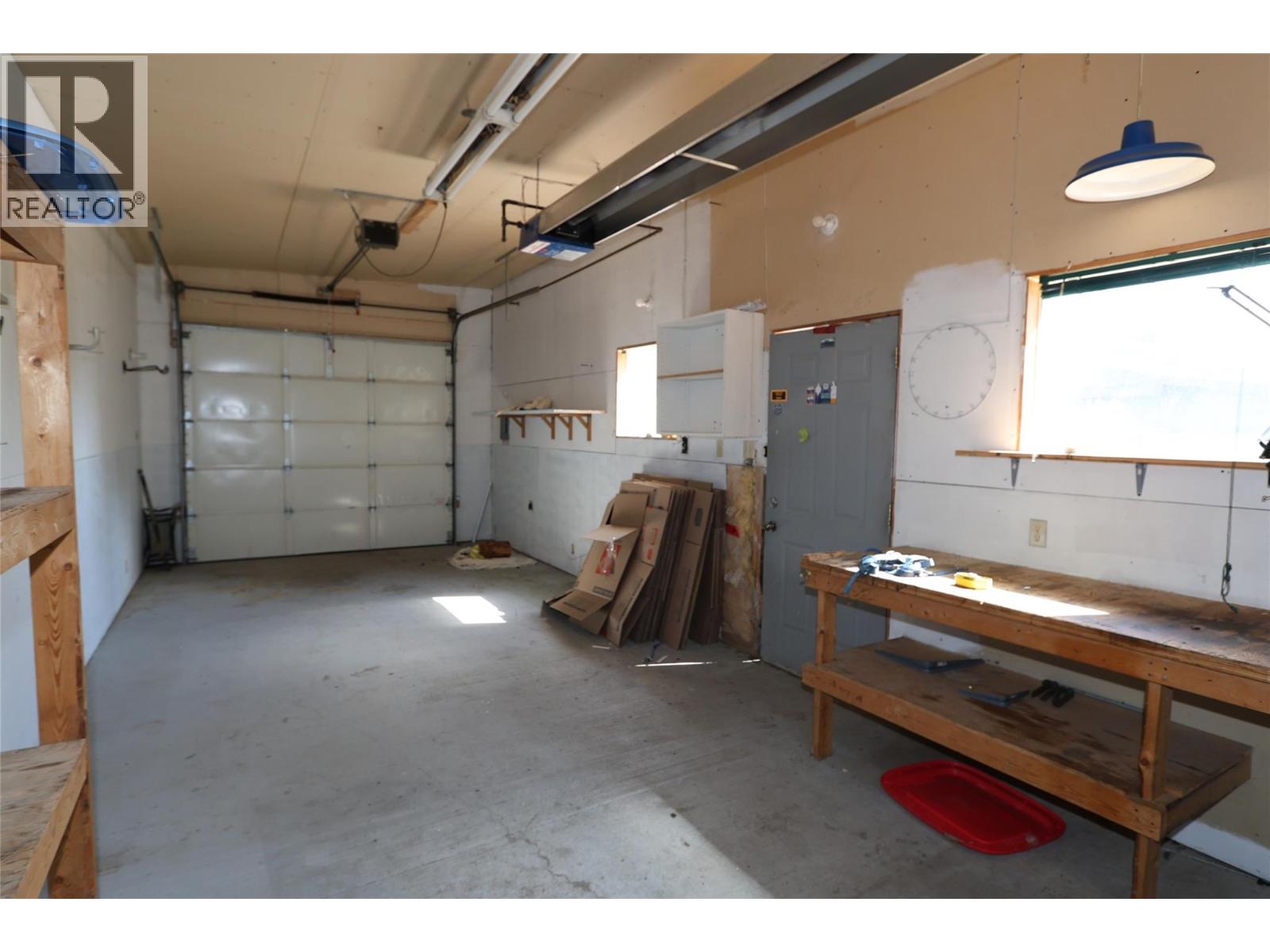 610 6 Avenue Property Photo 56
