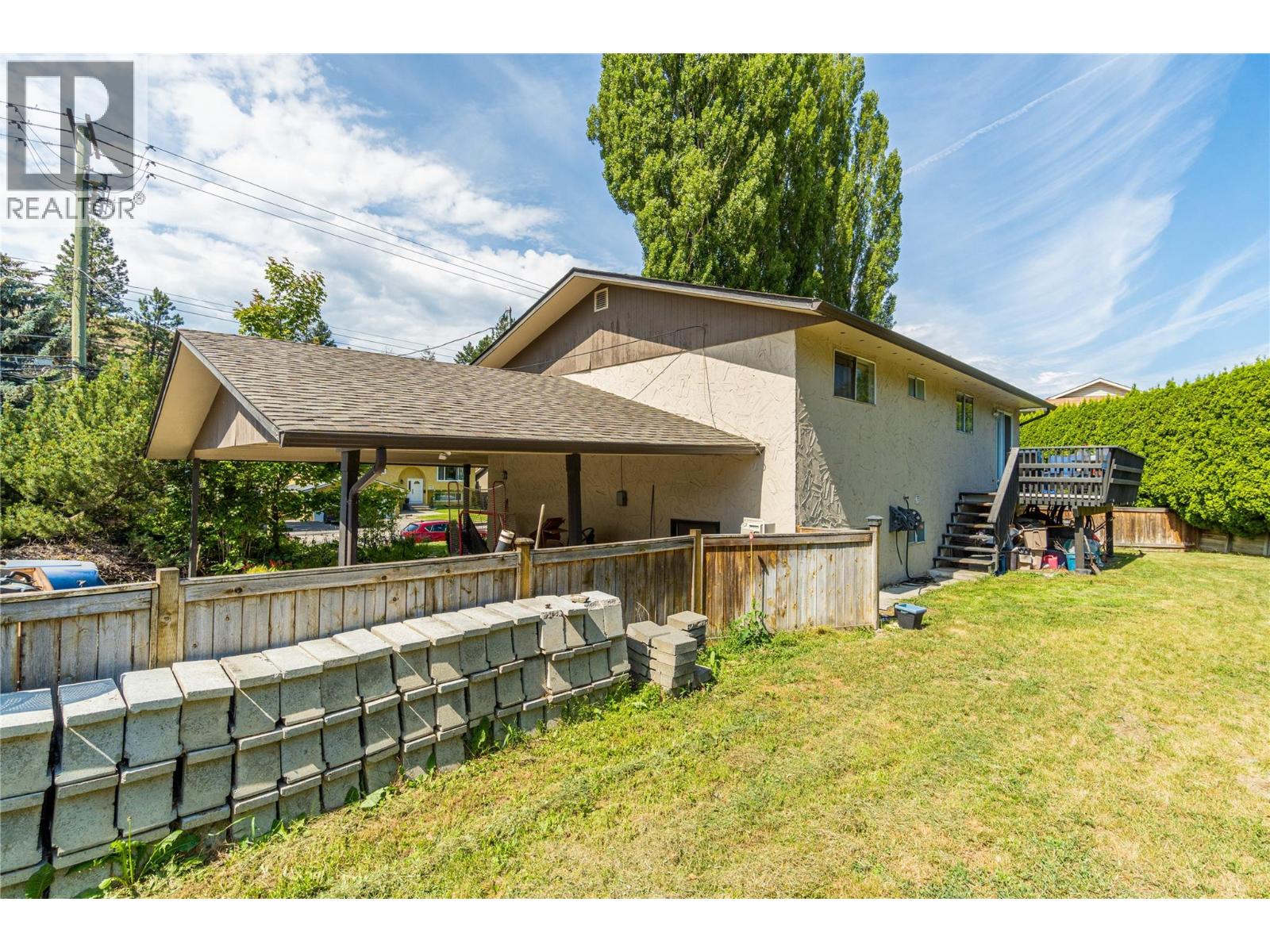 1680 Mt. Dufferin Drive Property Photo 32