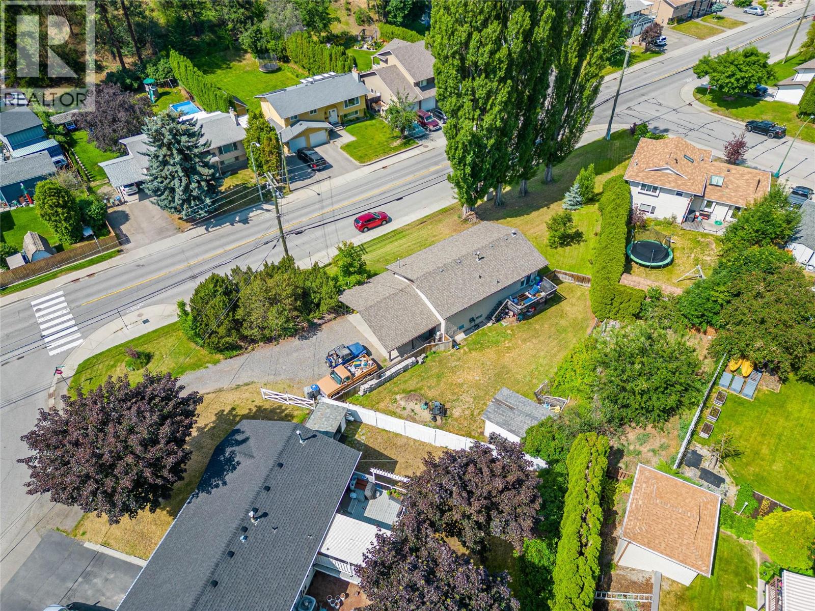 1680 Mt. Dufferin Drive Property Photo 33