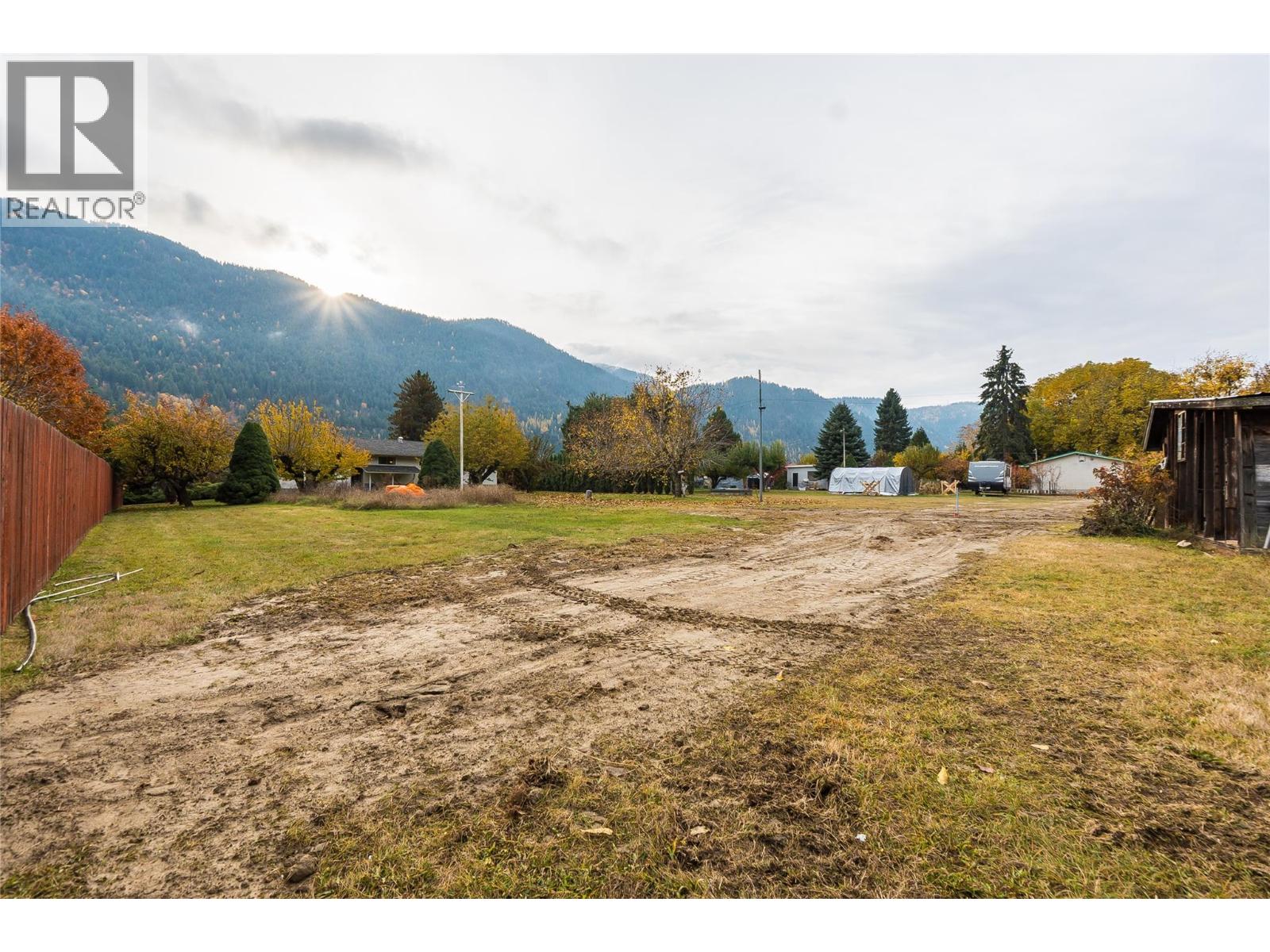 1535 Highway 3a Highway Property Photo 54
