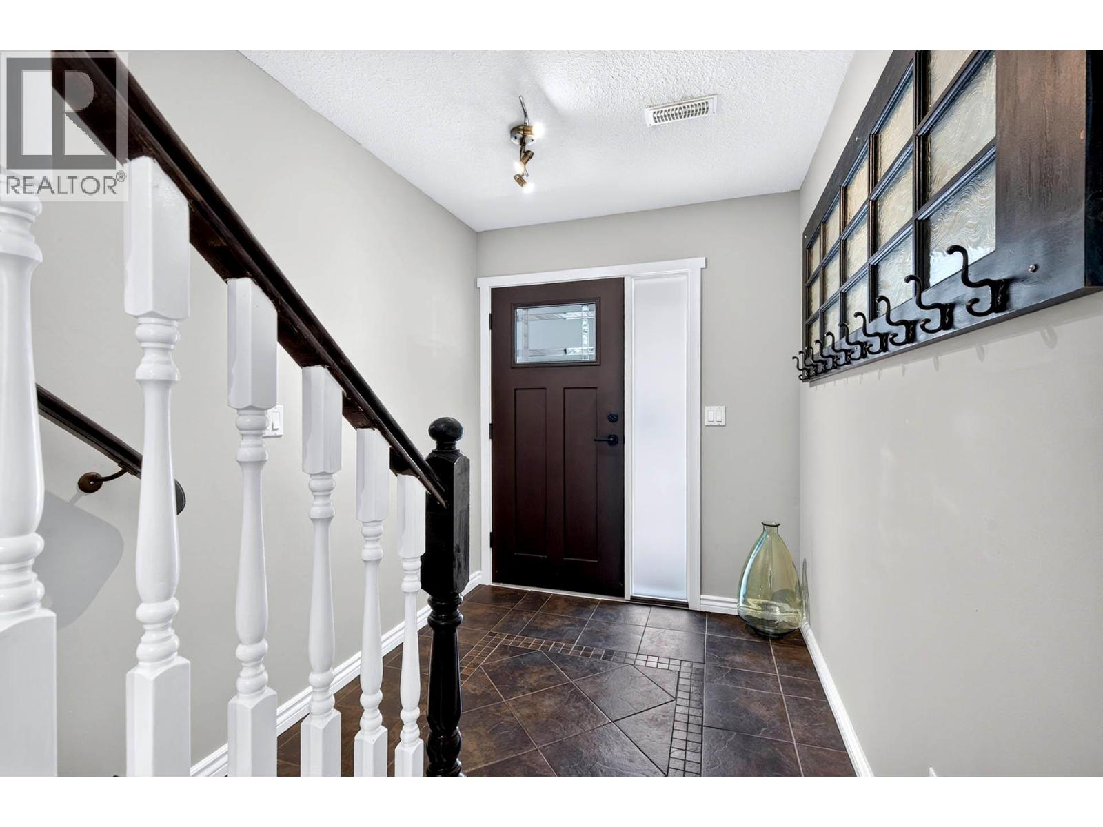 6488 Dallas Drive Property Photo 4
