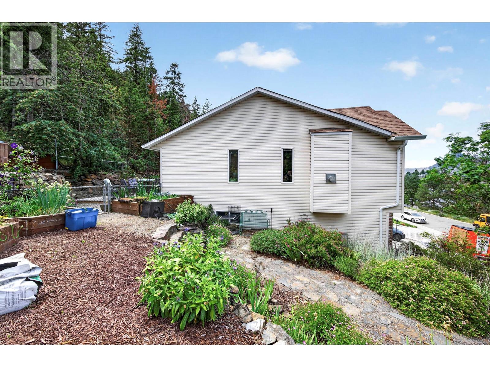 2781 Skeena Drive Property Photo 32
