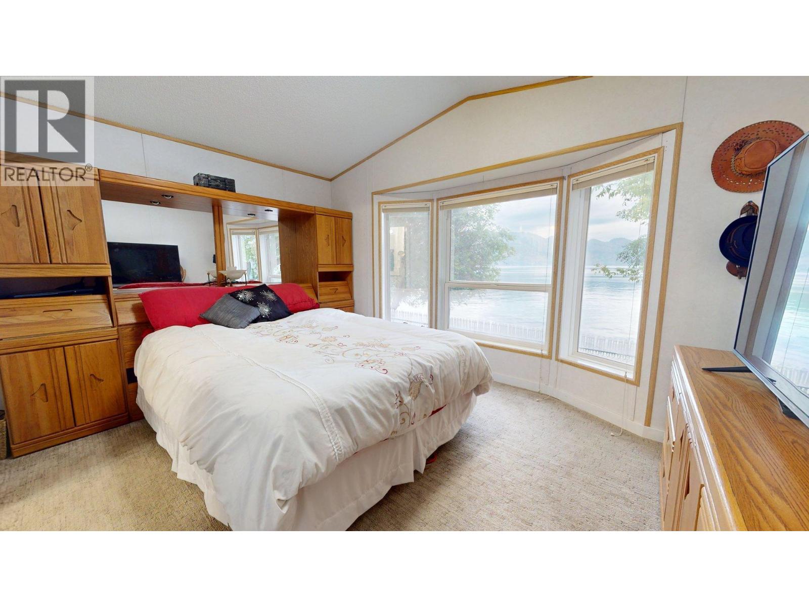 2035 Boucherie Road Unit# 132 Property Photo 12